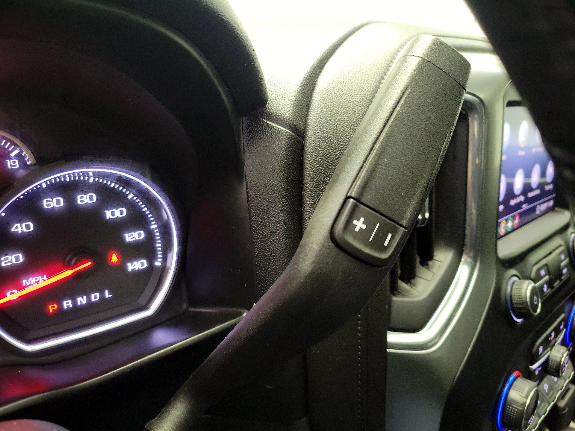 Thumbnail: 2020 Chevrolet Silverado 1500 - 17