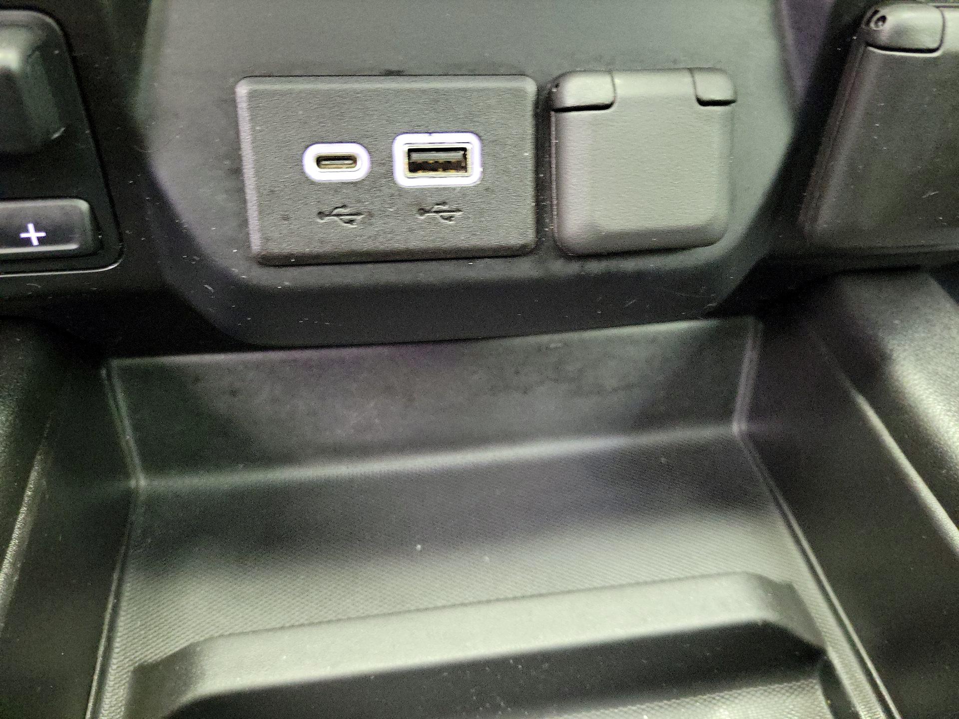 Thumbnail: 2020 Chevrolet Silverado 1500 - 18