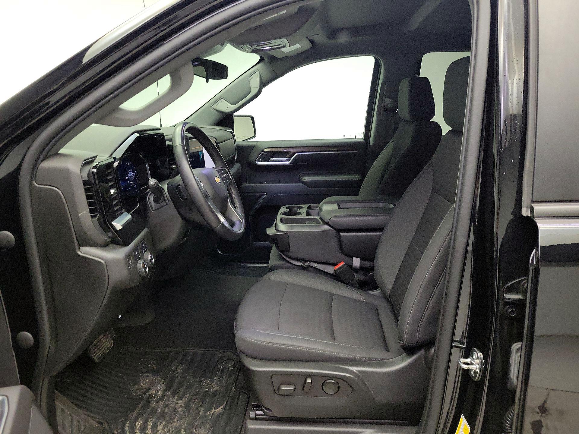 Thumbnail: 2022 Chevrolet Silverado 1500 - 11