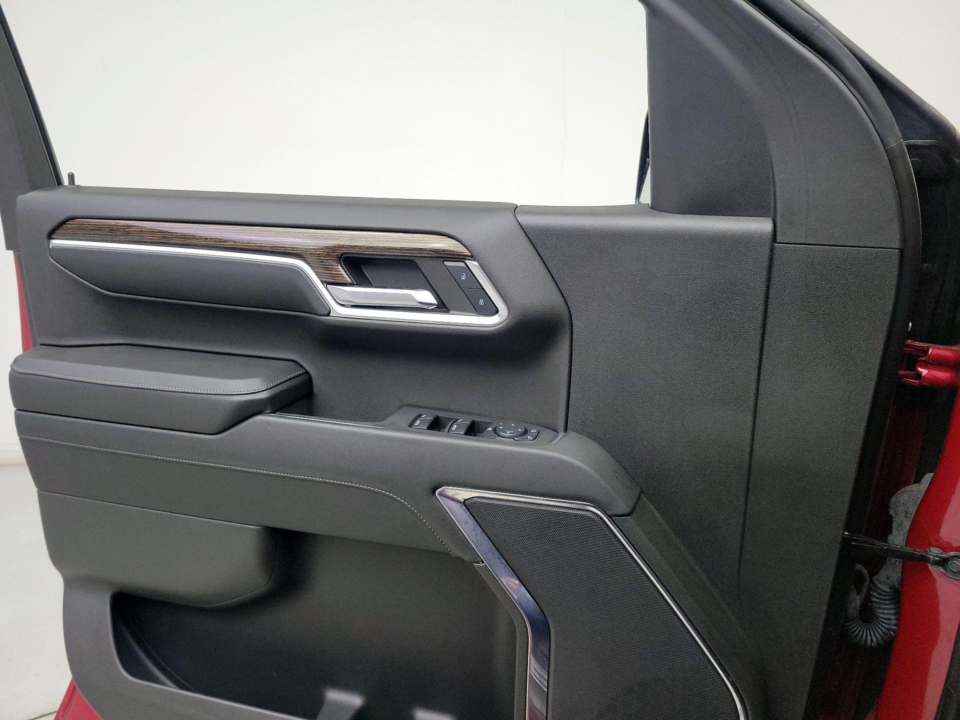 Thumbnail: 2024 GMC Sierra 1500 - 12