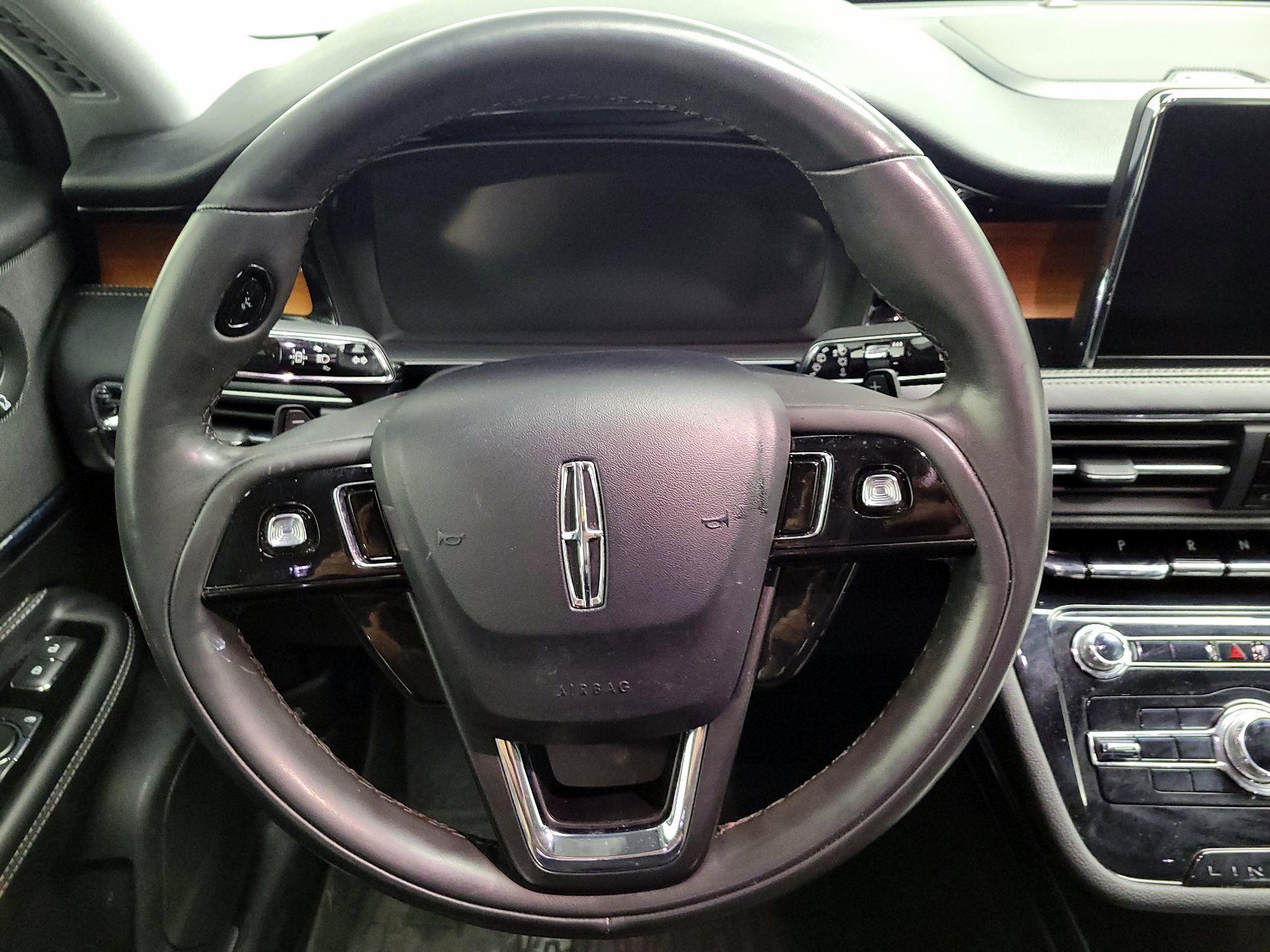 Thumbnail: 2022 Lincoln Corsair - 10