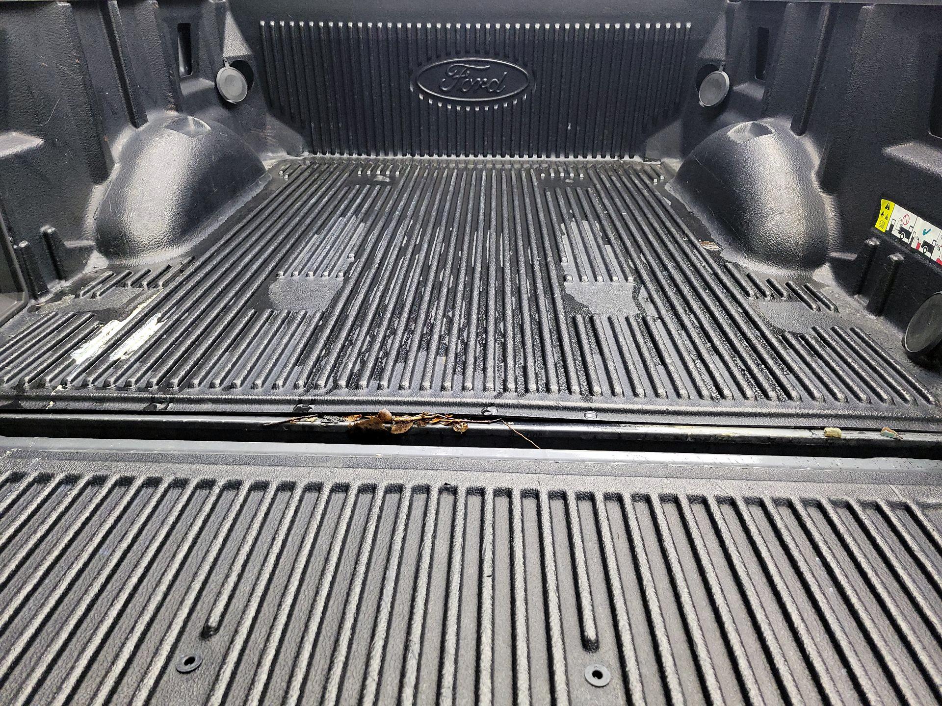 Thumbnail: 2022 Ford F-150 - 16