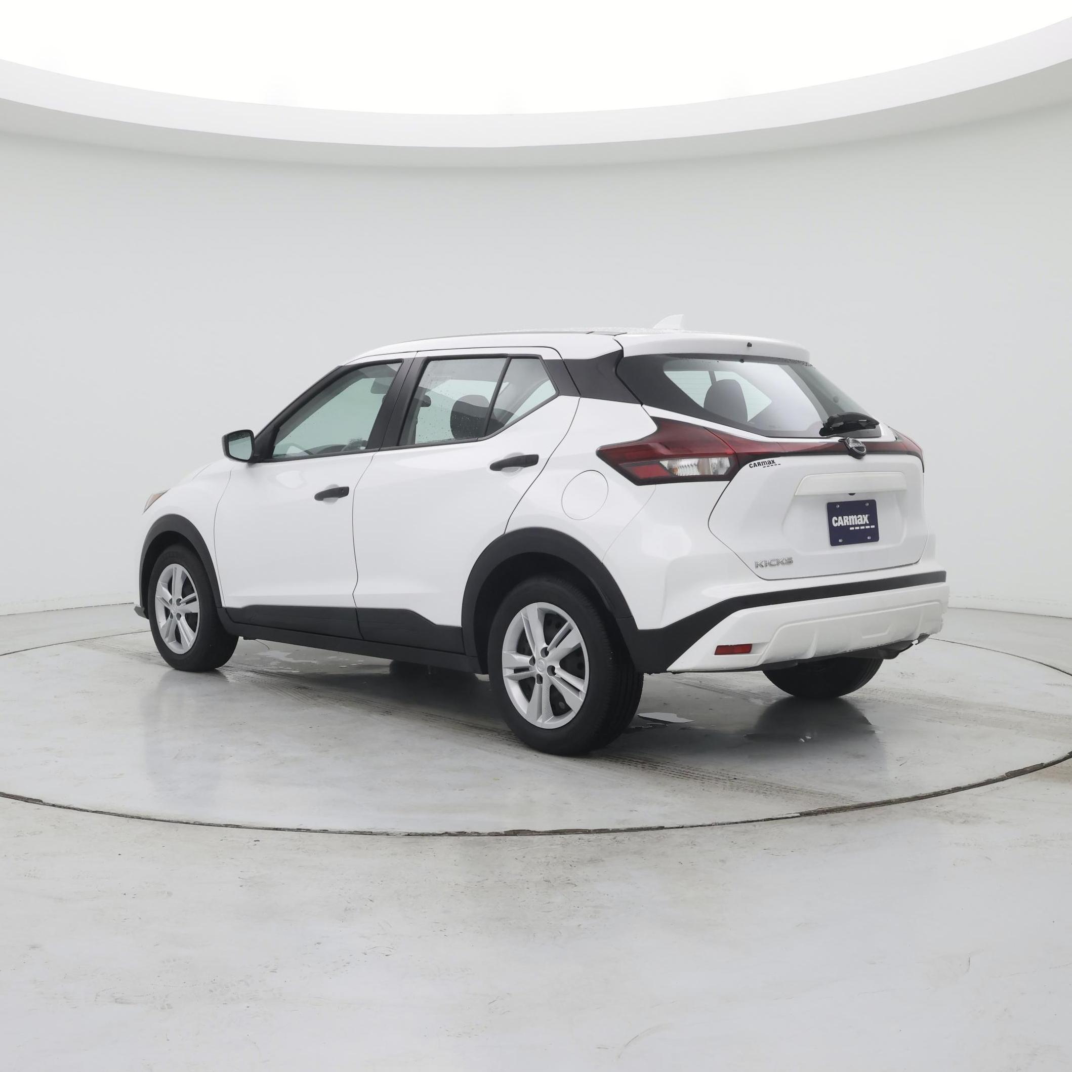 Thumbnail: 2022 Nissan Kicks - 2