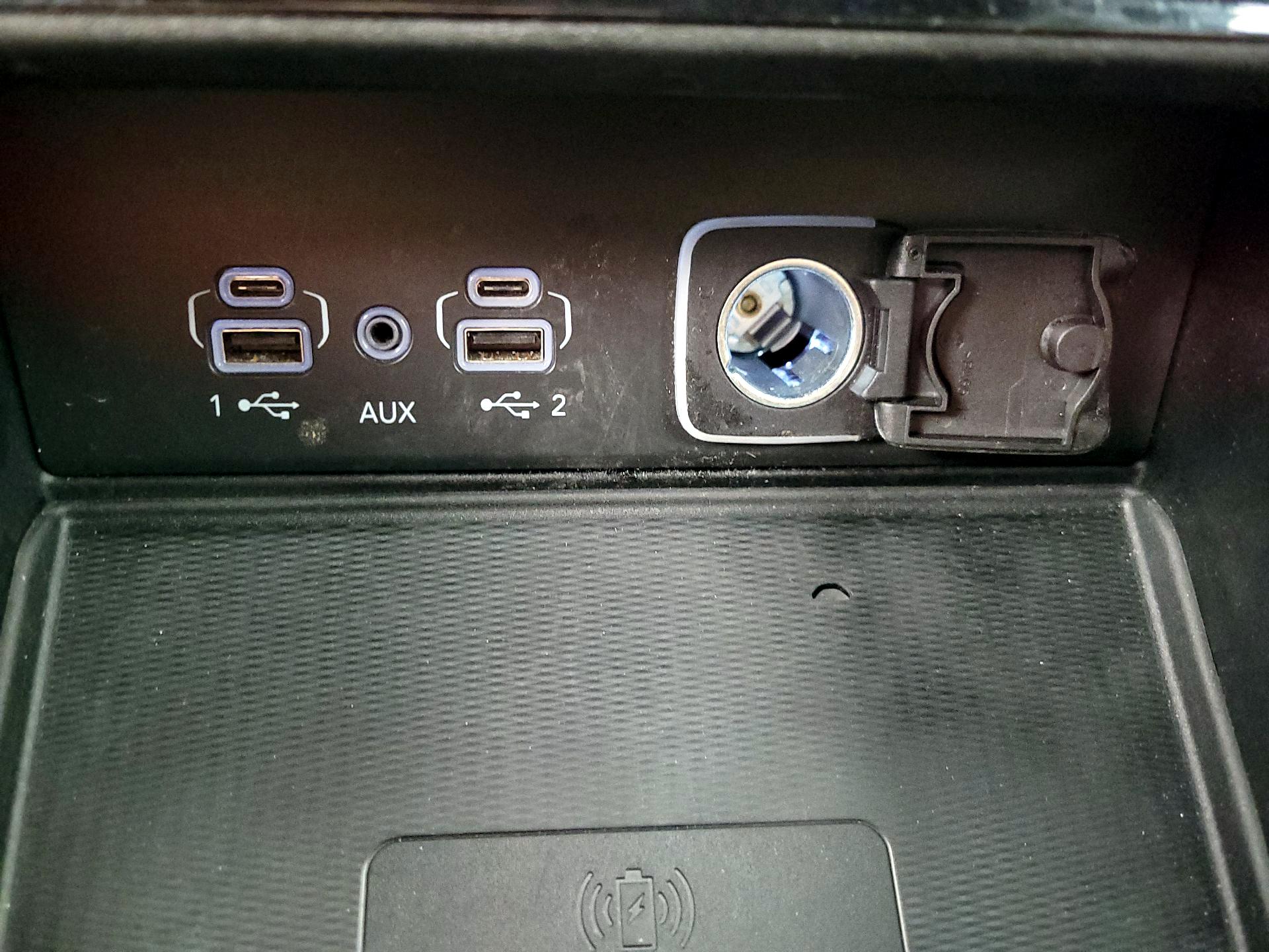 Thumbnail: 2023 Jeep Grand Cherokee - 18