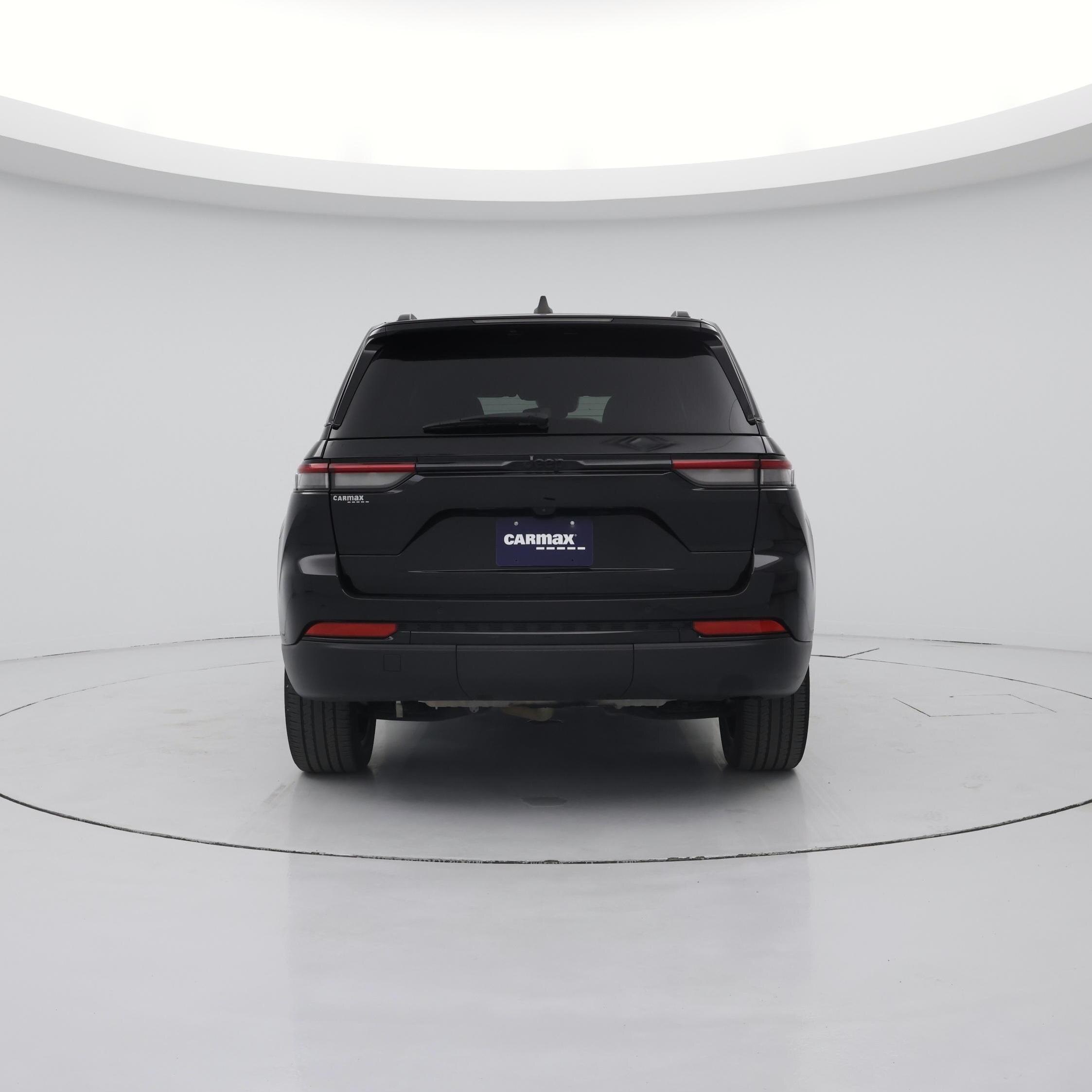 Thumbnail: 2023 Jeep Grand Cherokee - 6