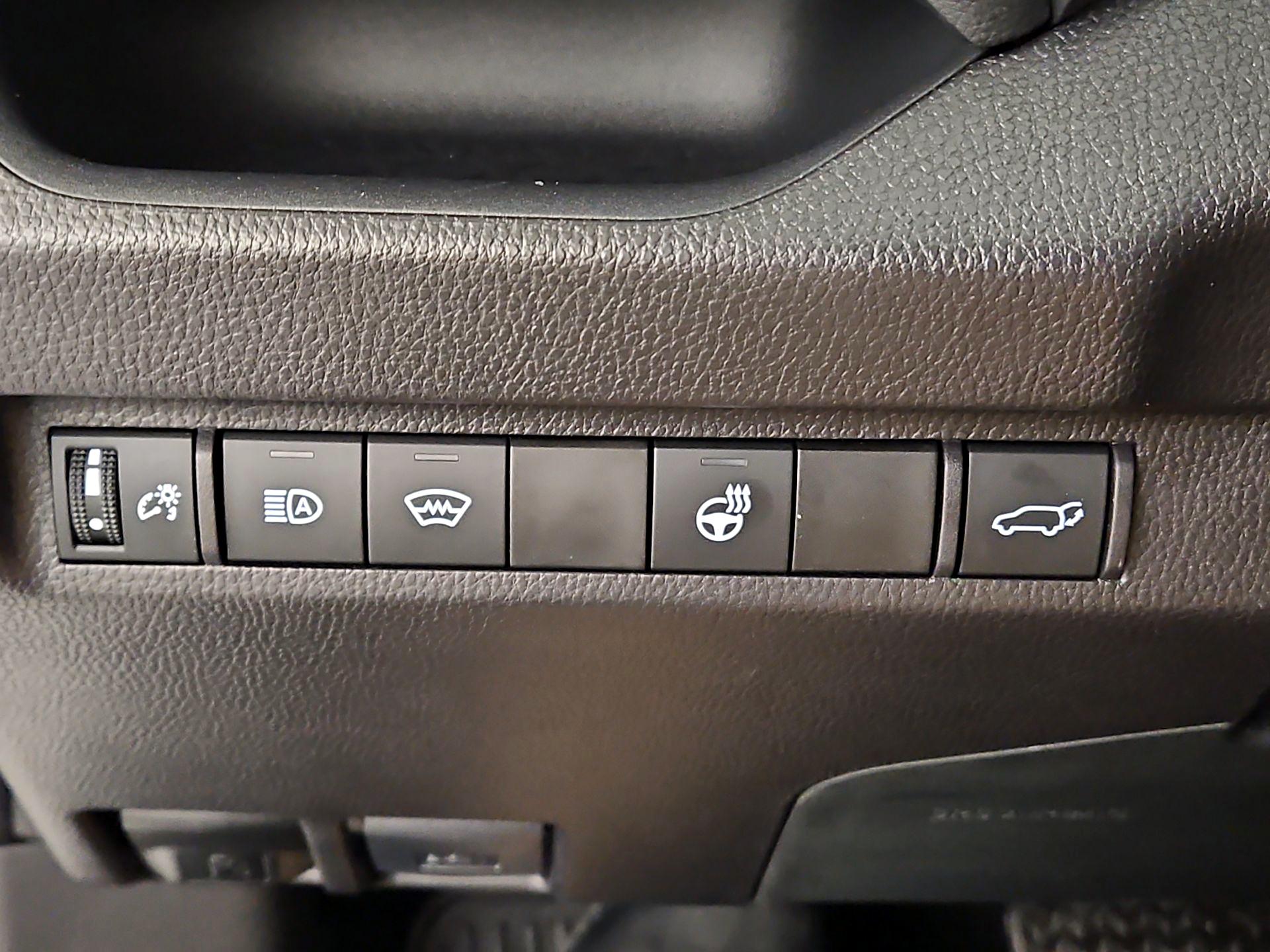 Thumbnail: 2025 Toyota RAV4 - 13