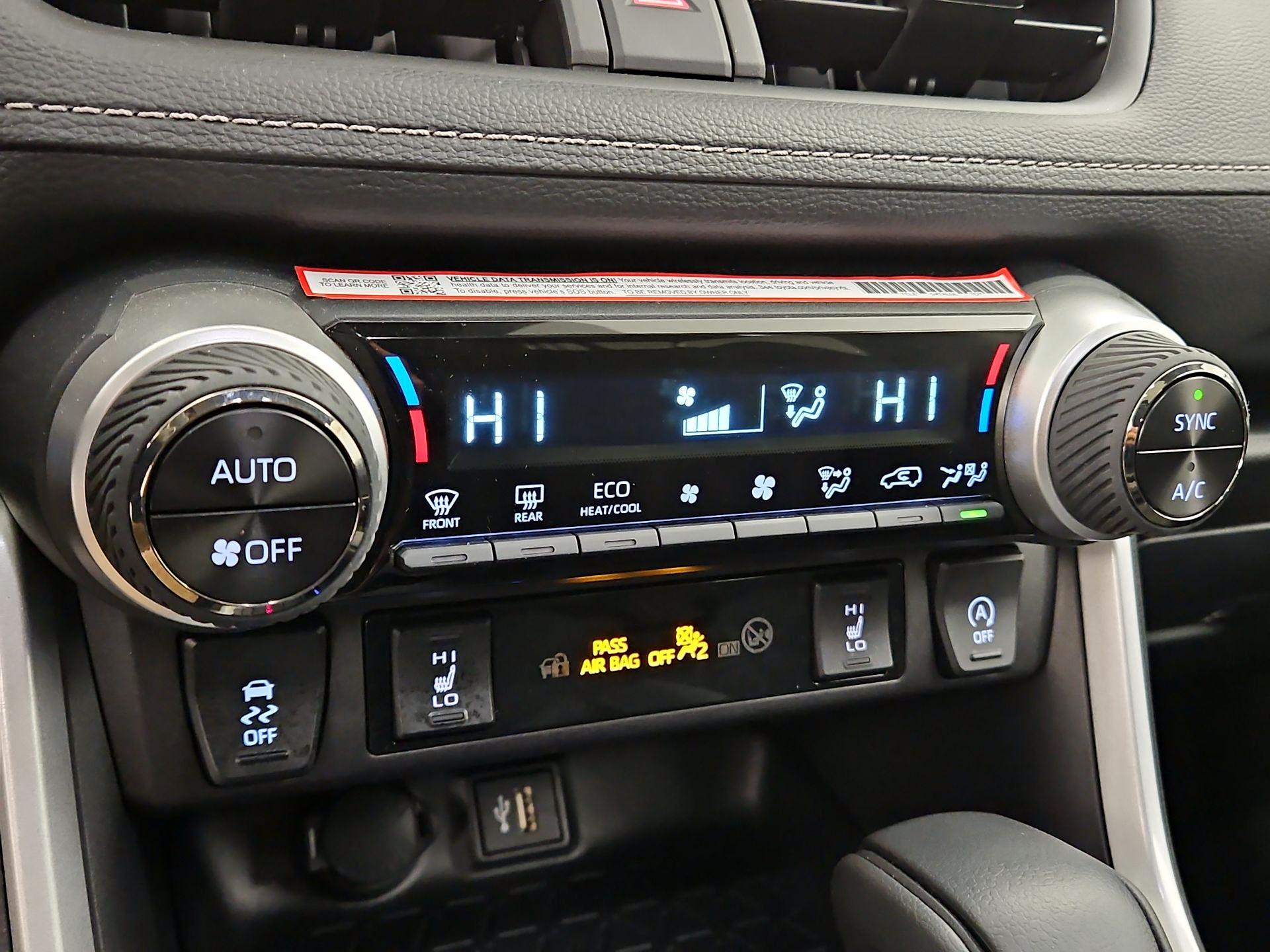 Thumbnail: 2025 Toyota RAV4 - 16