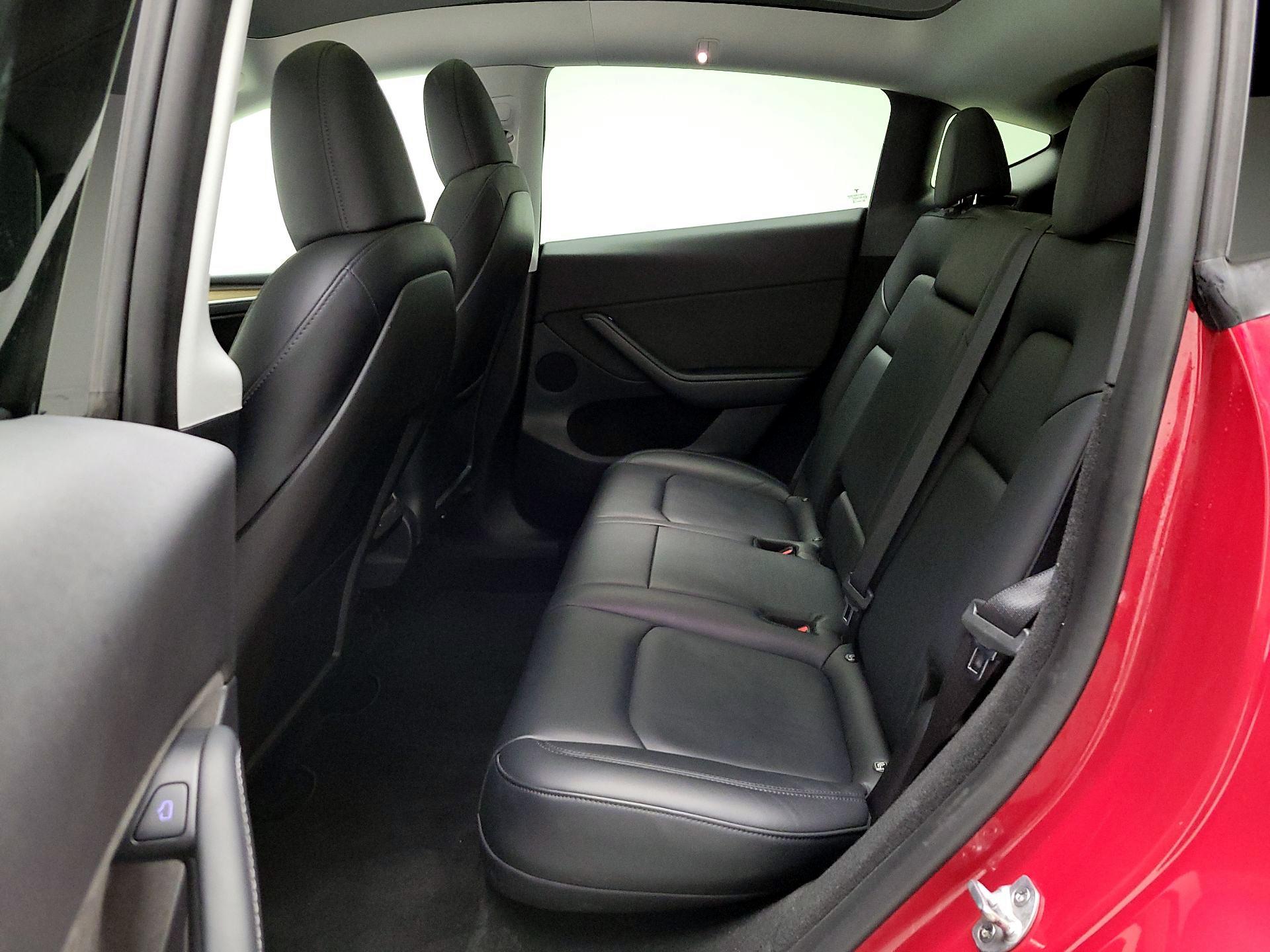 Thumbnail: 2022 Tesla Model Y - 18