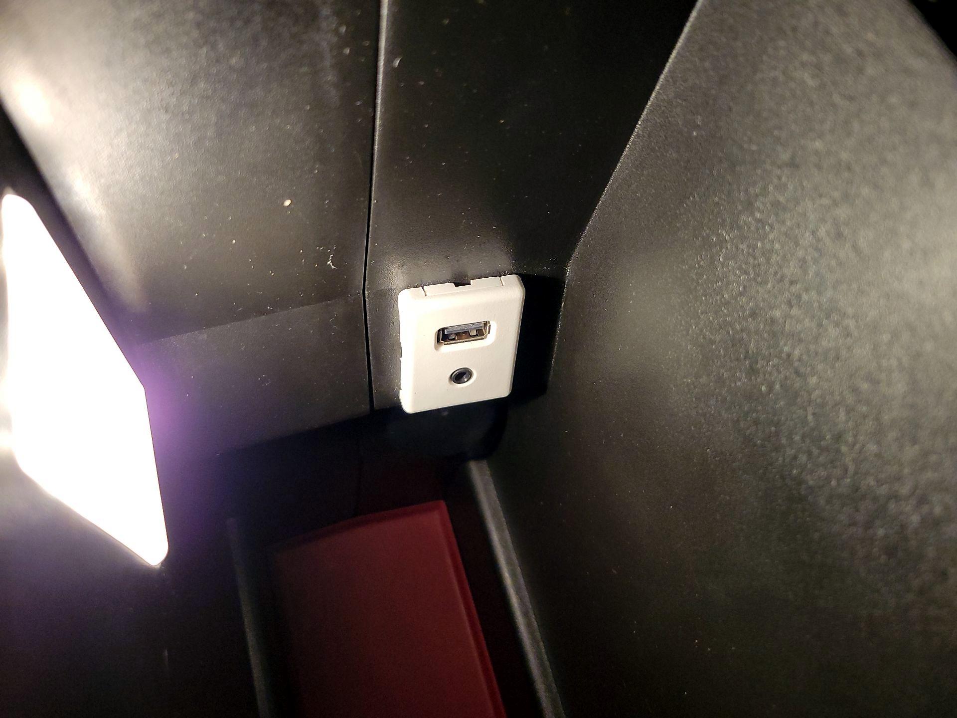 Thumbnail: 2017 GMC Terrain - 18