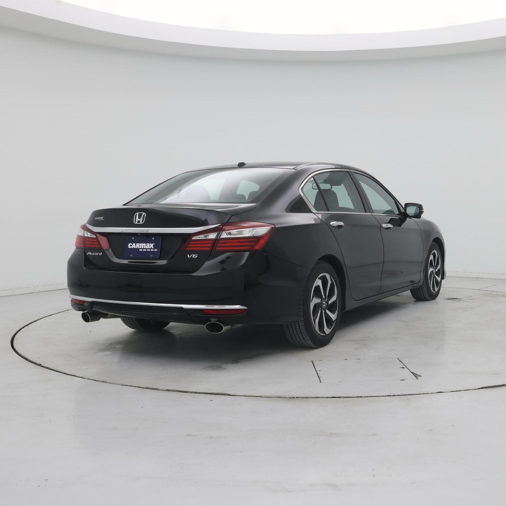 Thumbnail: 2016 Honda Accord - 8