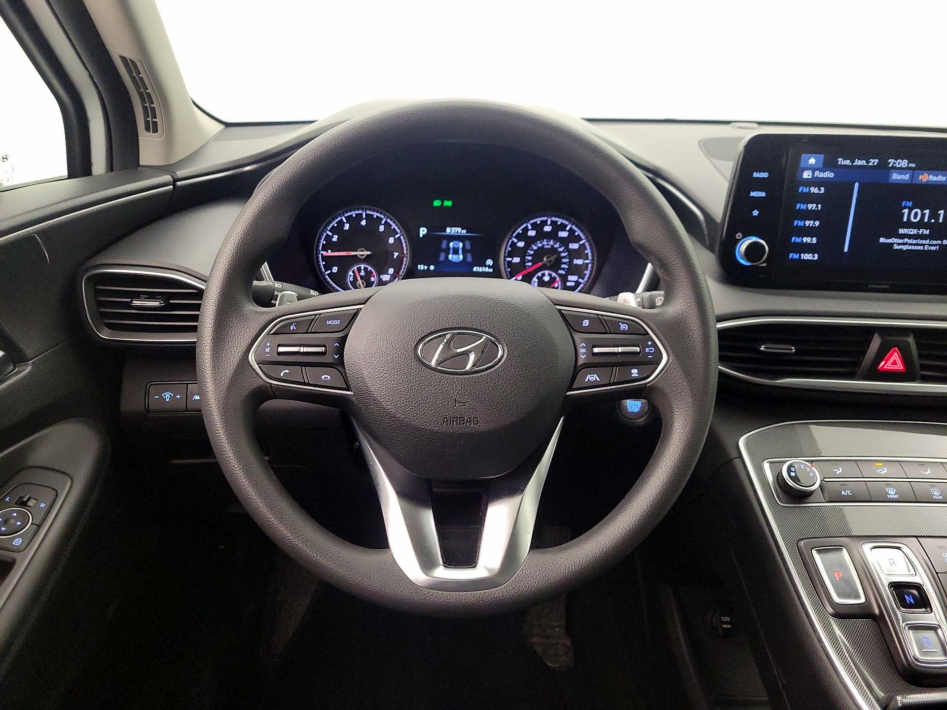 Thumbnail: 2022 Hyundai Santa Fe - 10