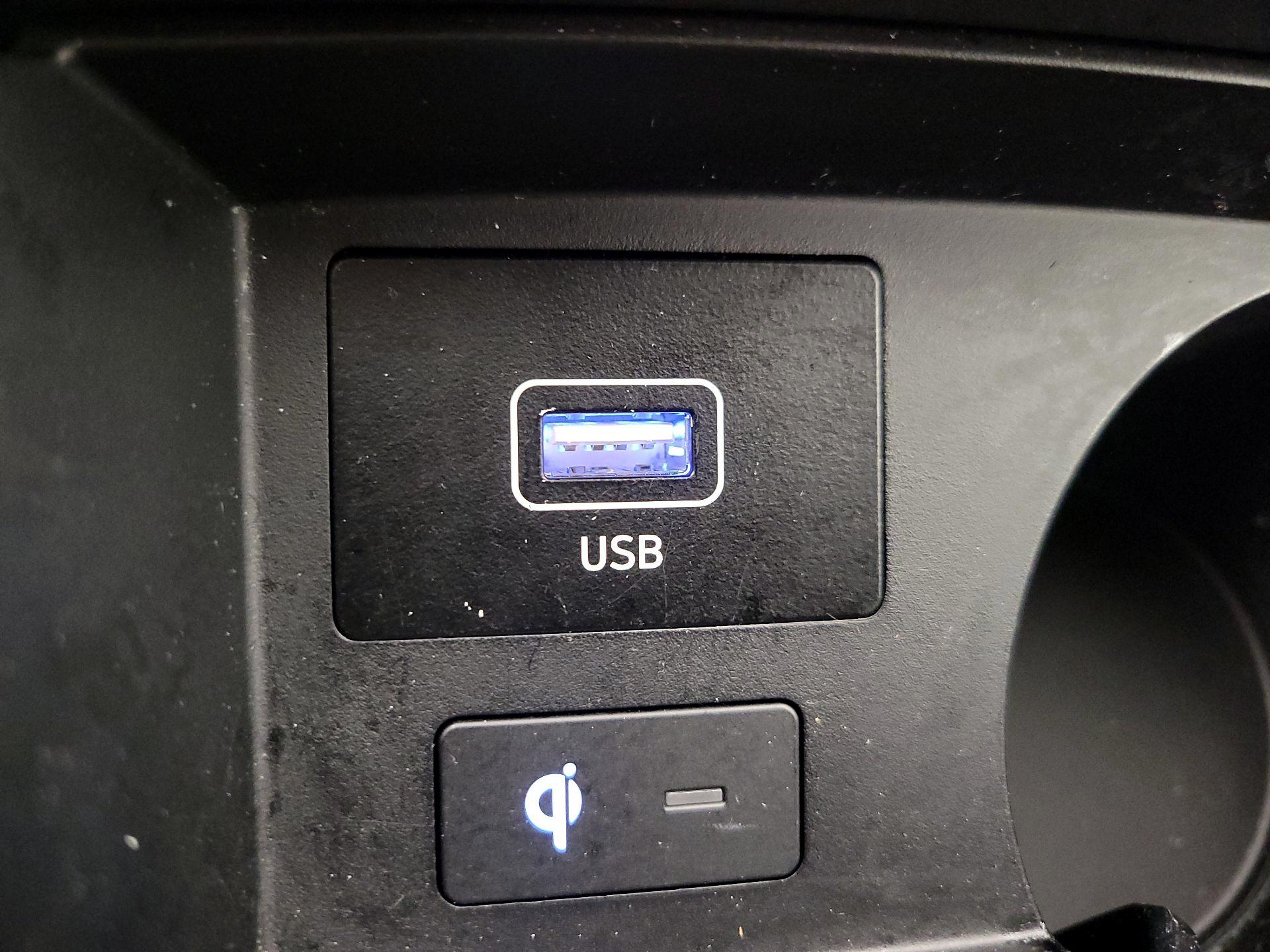 Thumbnail: 2022 Hyundai Santa Fe - 18