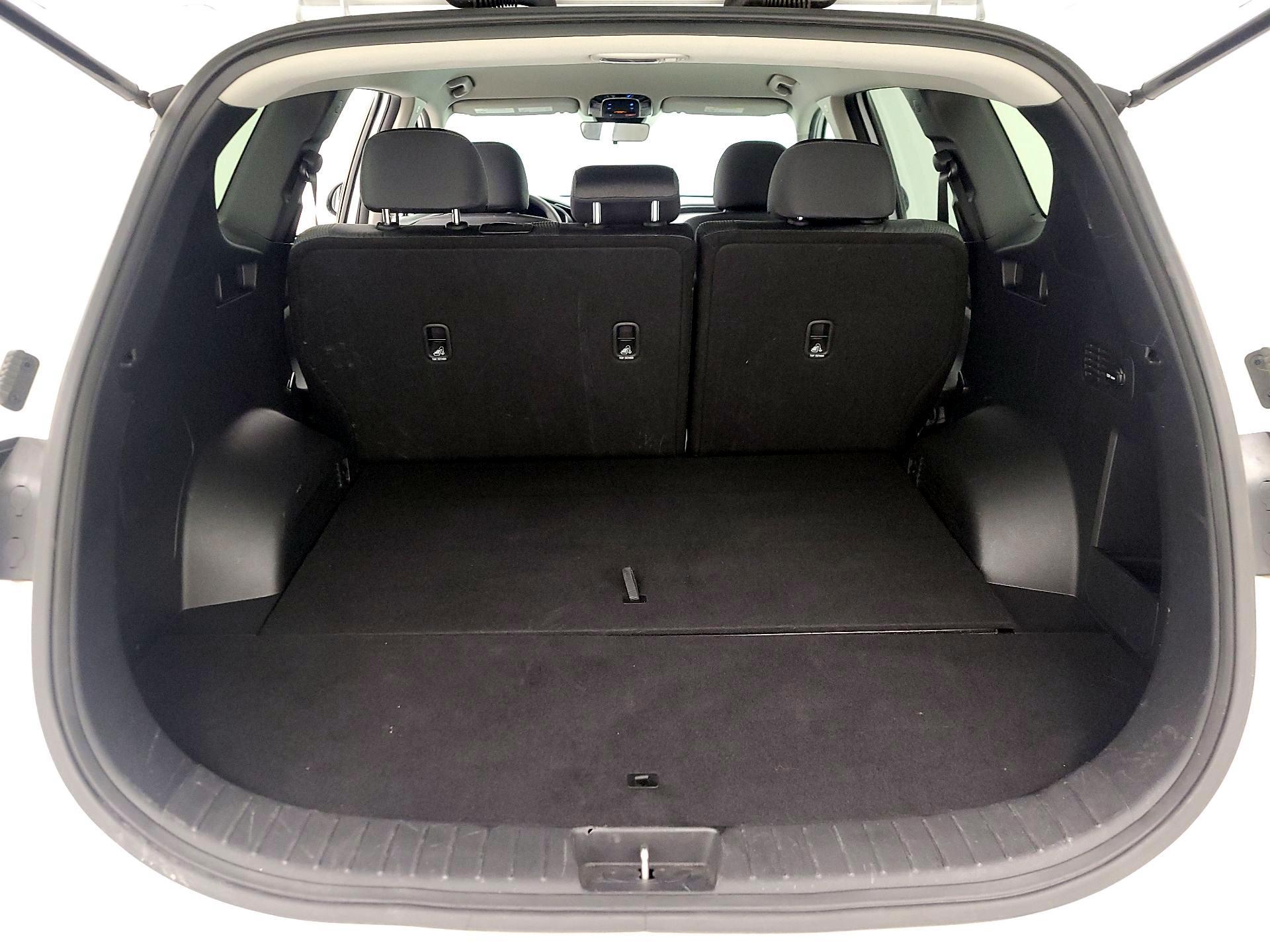 Thumbnail: 2022 Hyundai Santa Fe - 20