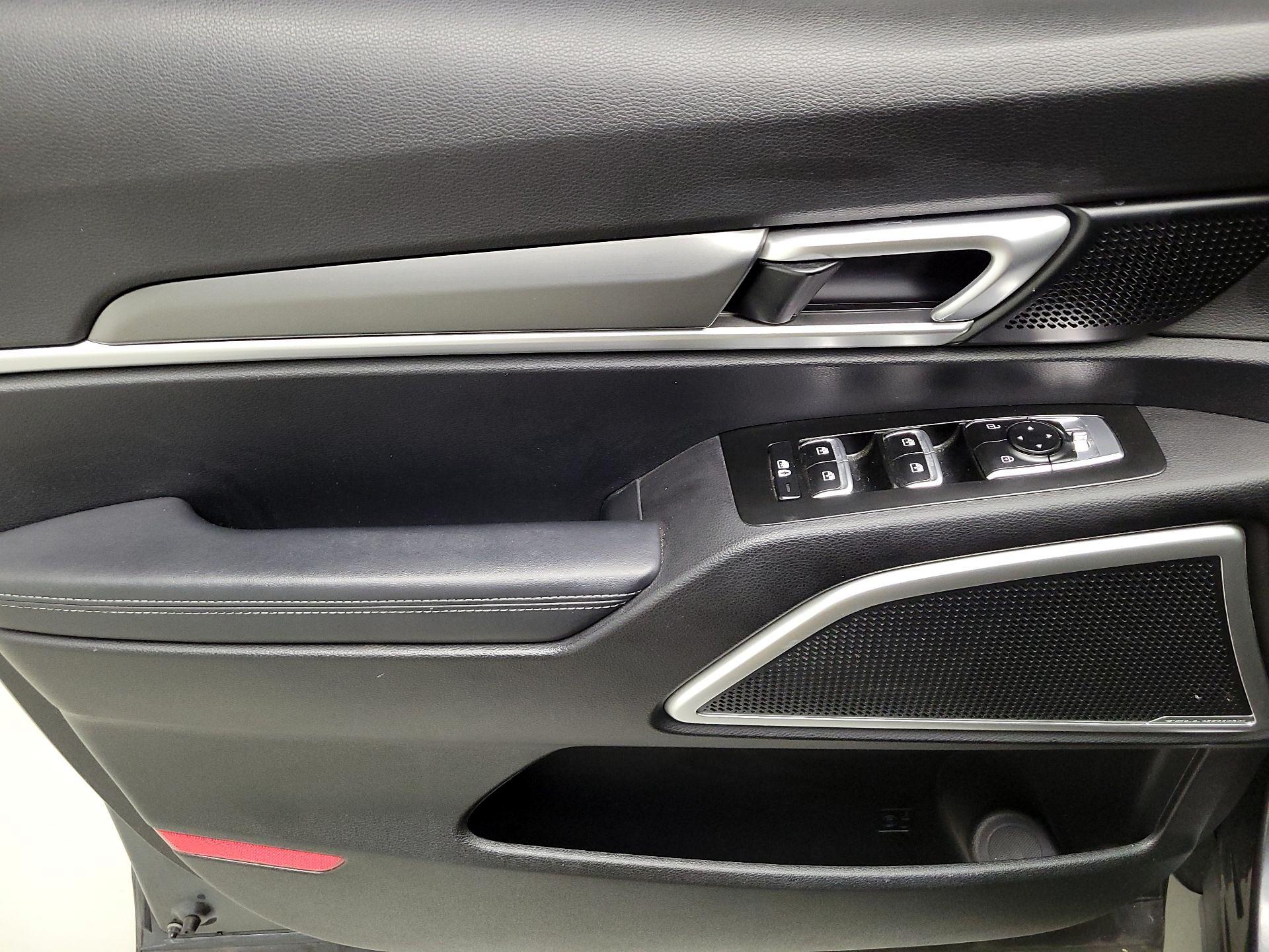 Thumbnail: 2020 Kia Telluride - 12