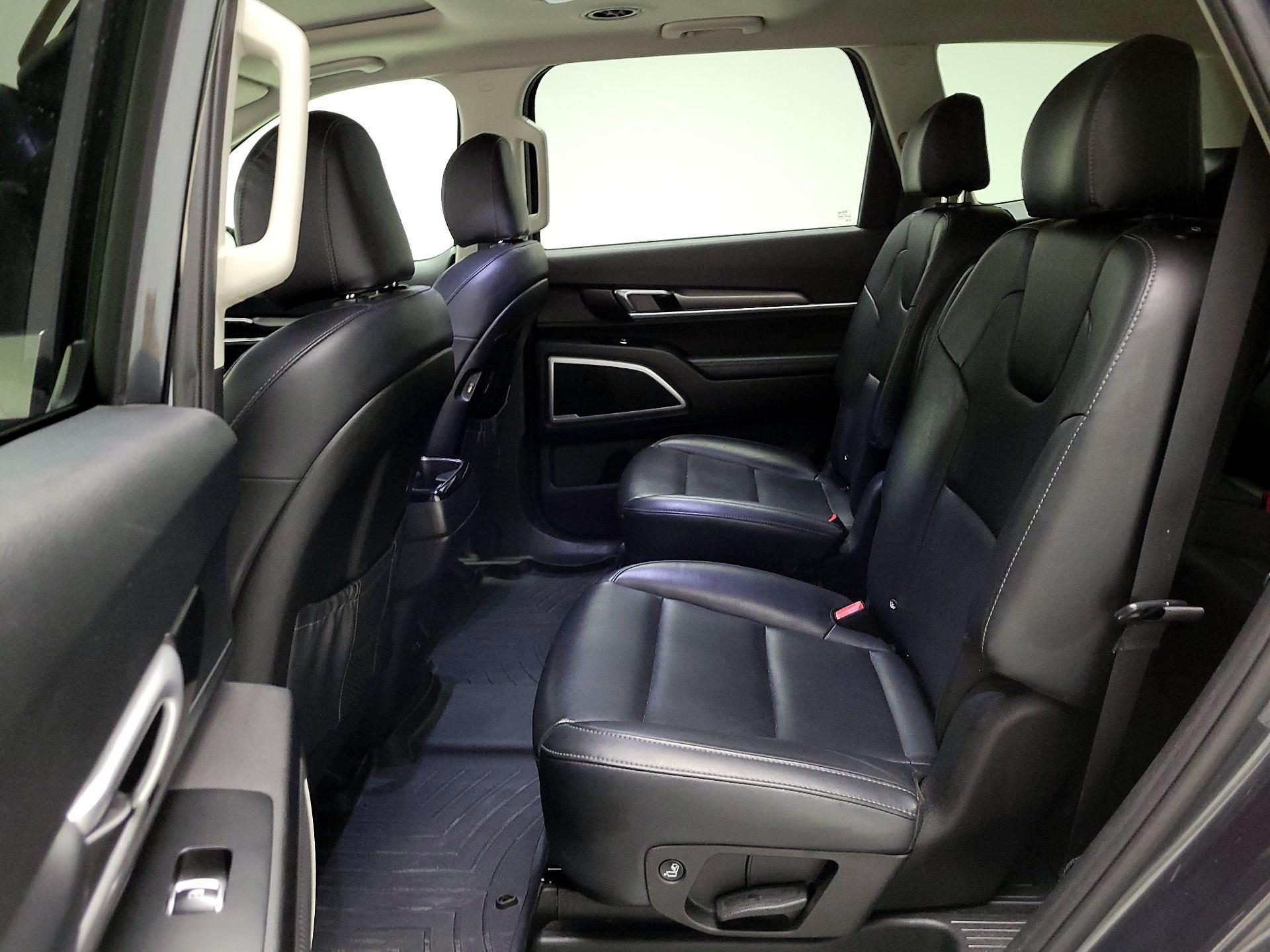 Thumbnail: 2020 Kia Telluride - 19