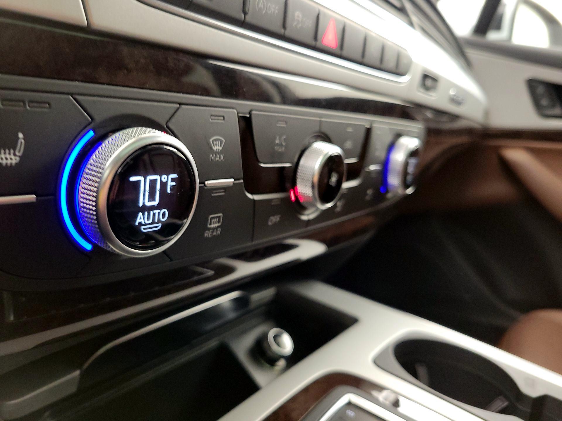 Thumbnail: 2019 Audi Q7 - 17