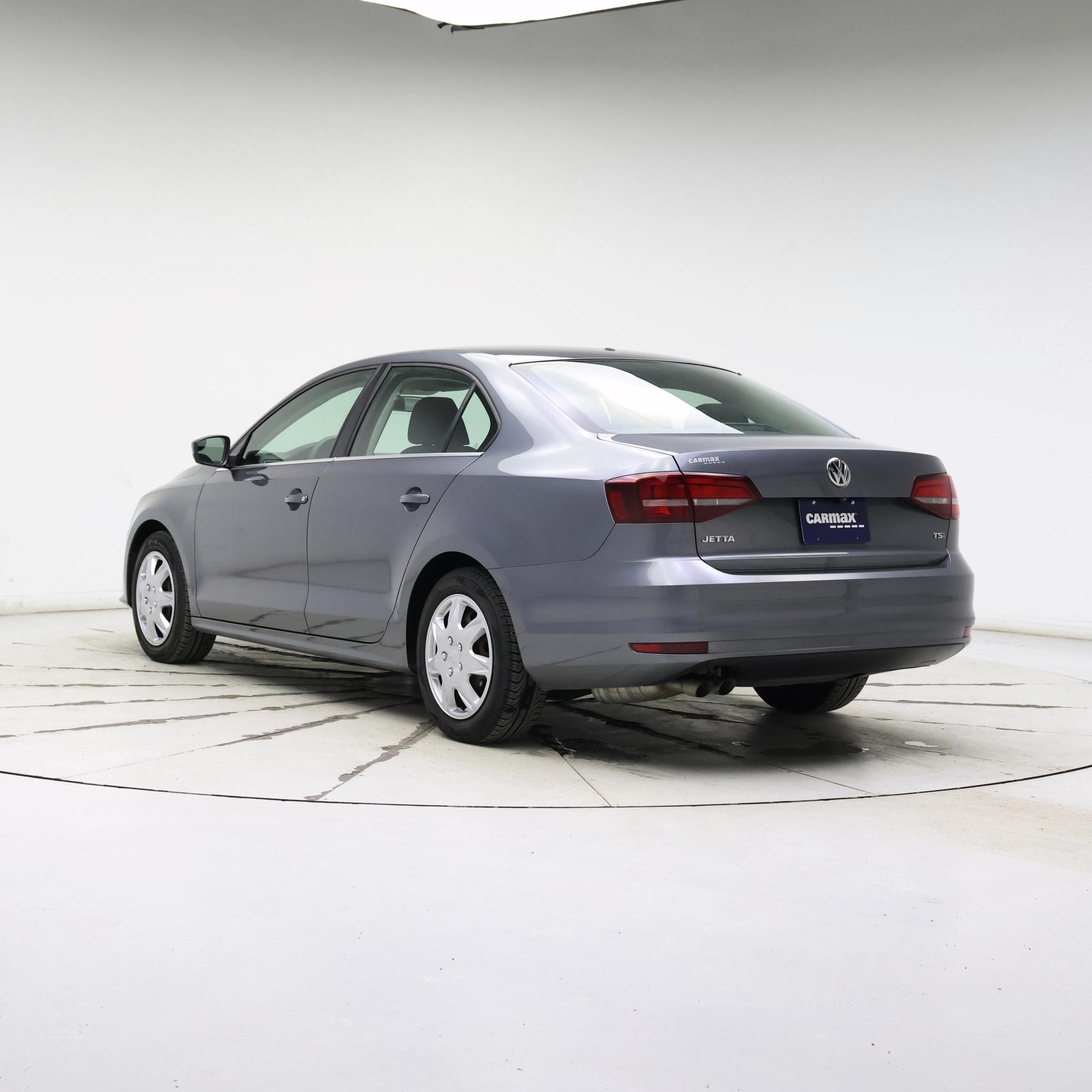 Thumbnail: 2017 Volkswagen Jetta - 2