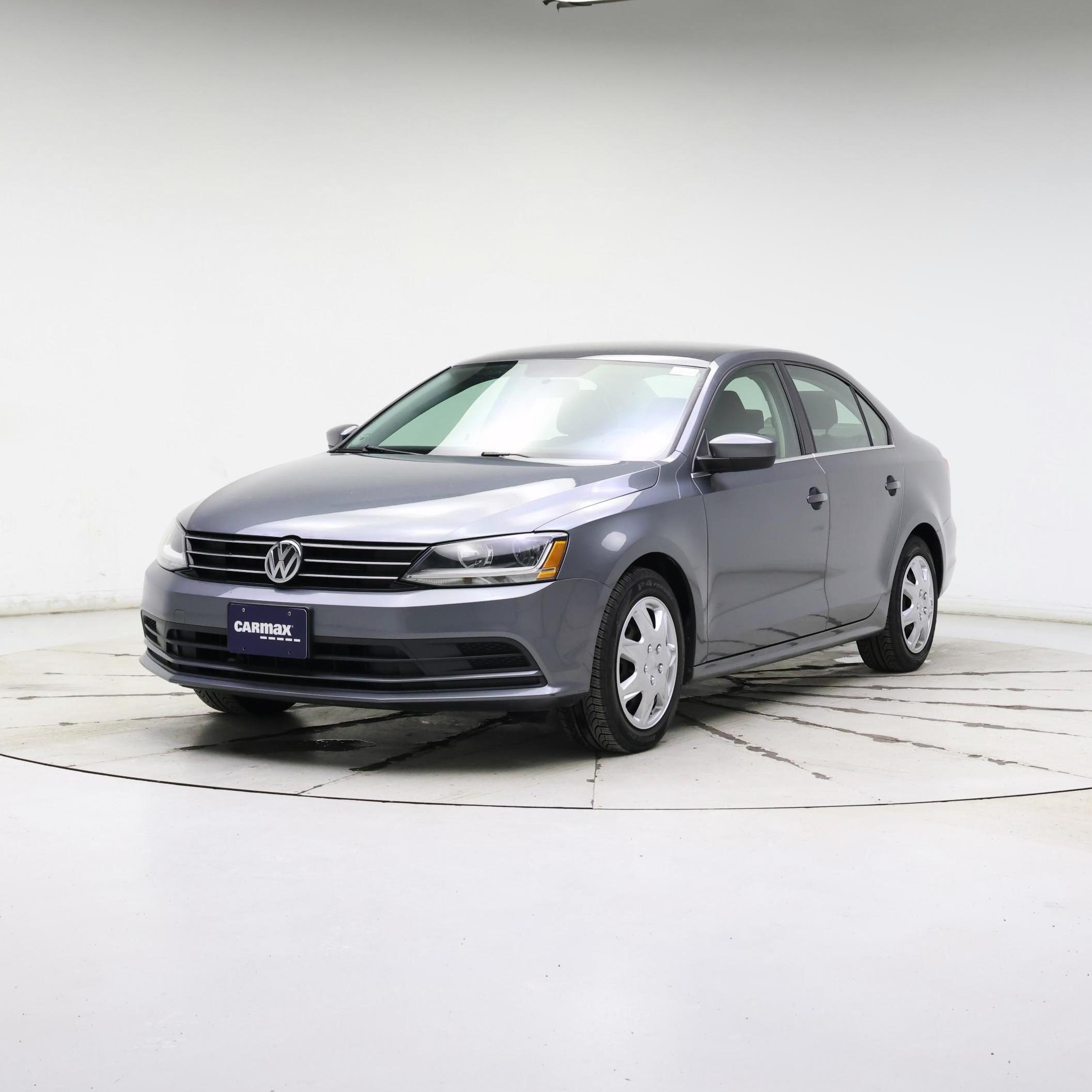 Thumbnail: 2017 Volkswagen Jetta - 4