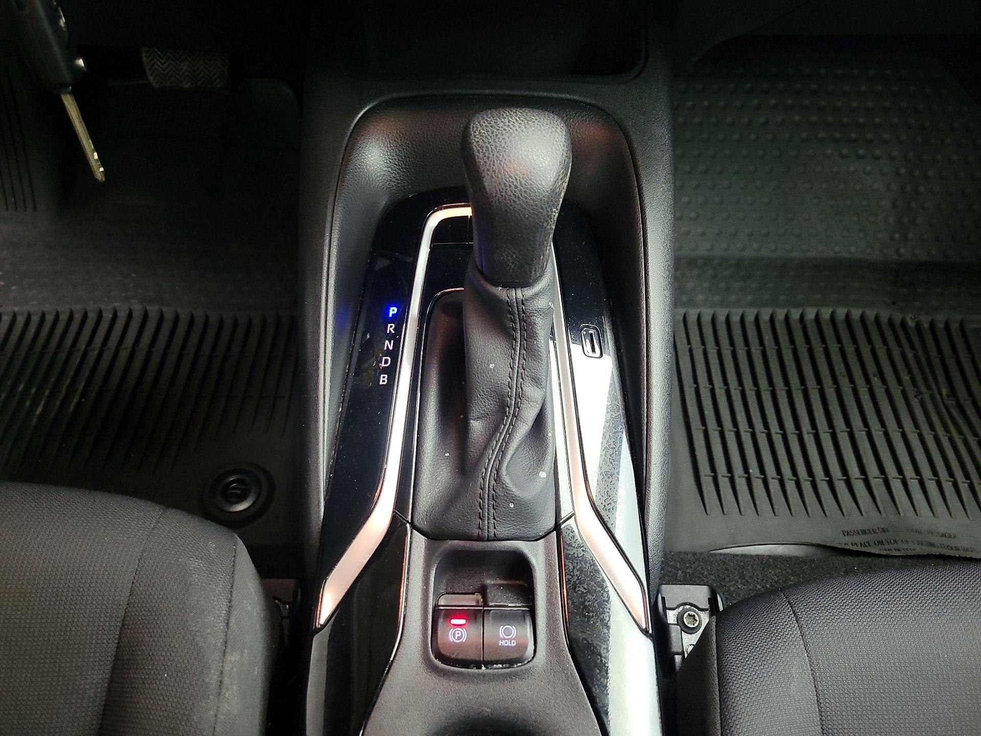 Thumbnail: 2021 Toyota Corolla - 16