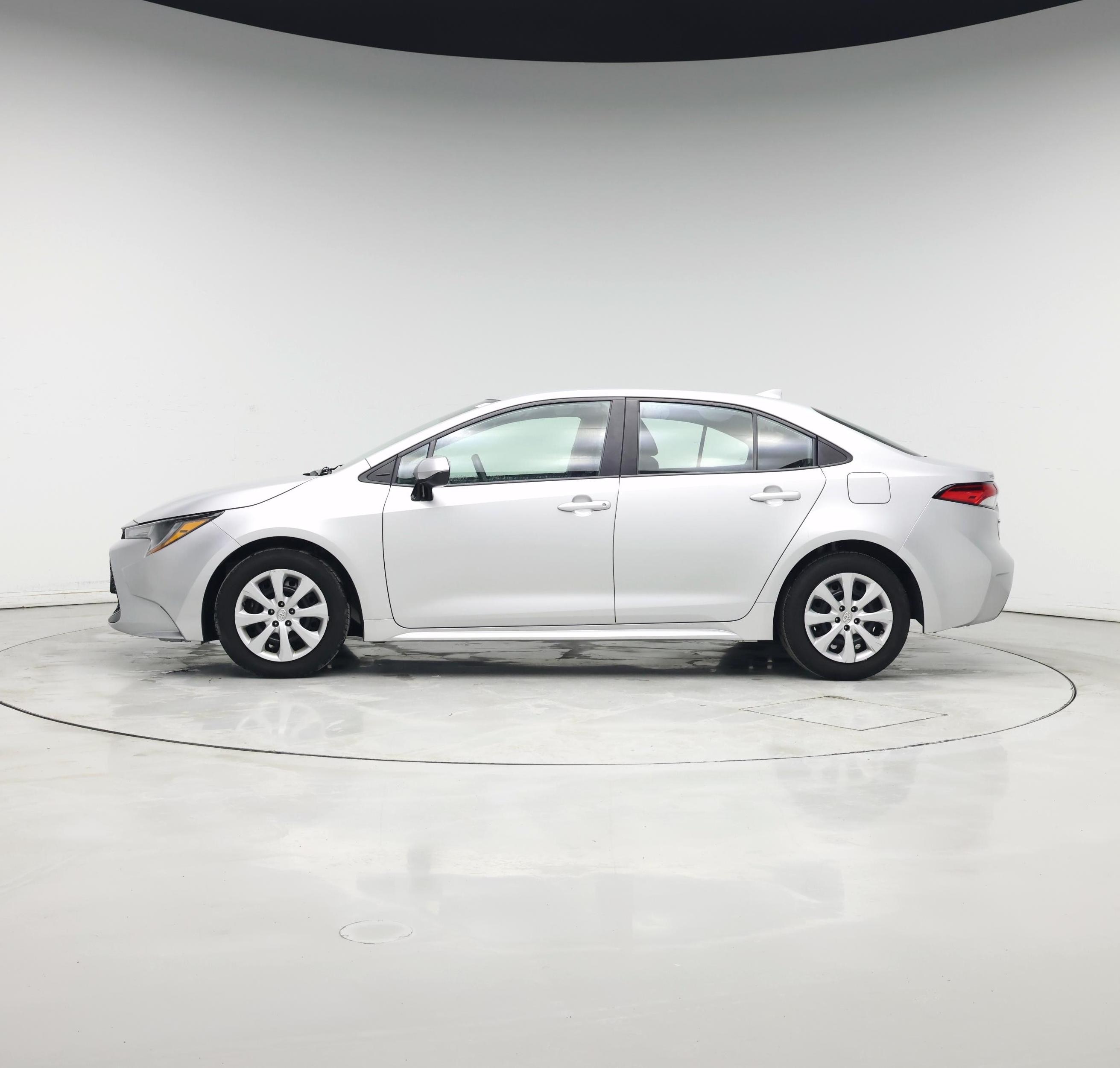 Thumbnail: 2021 Toyota Corolla - 3