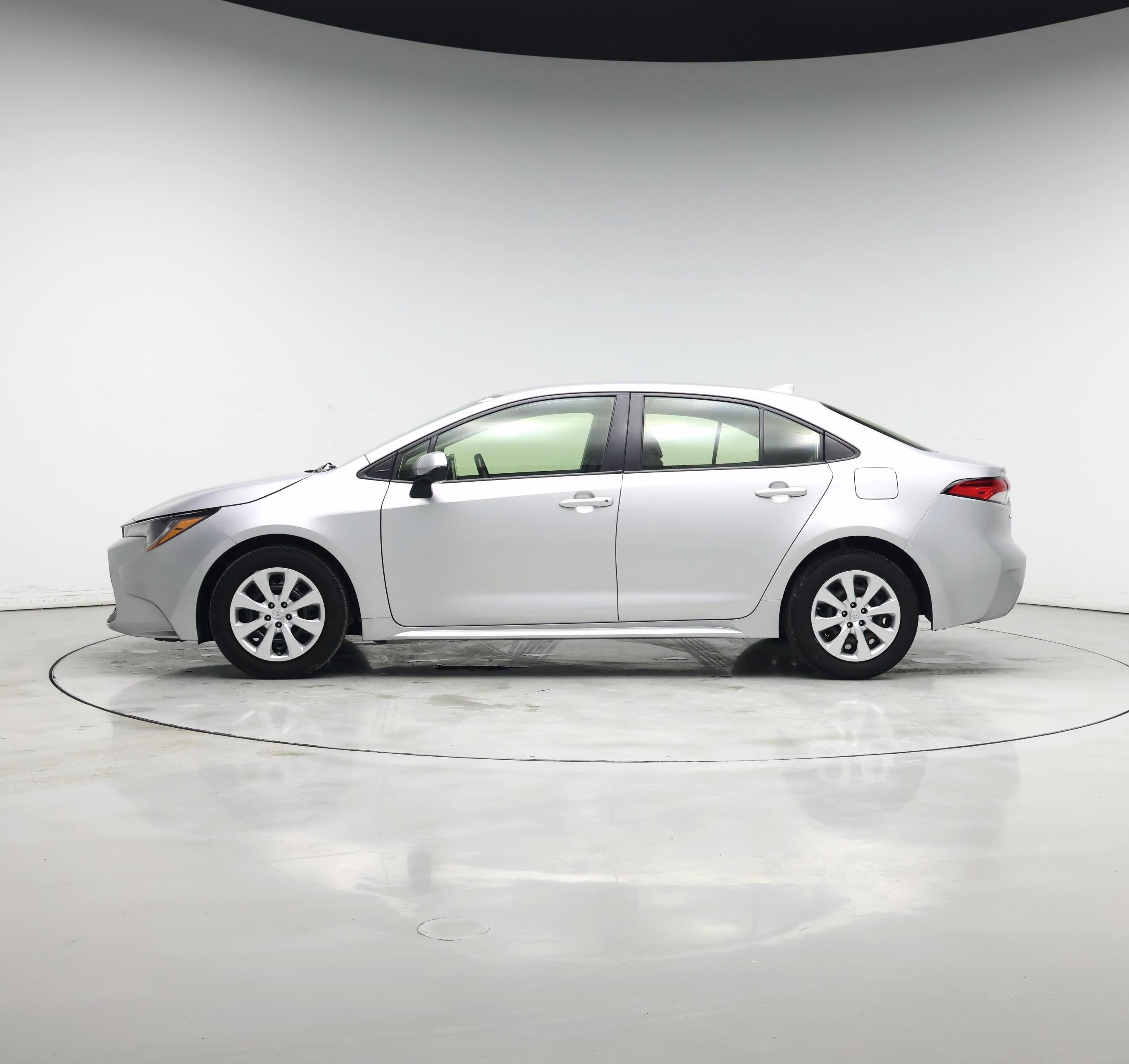 Thumbnail: 2021 Toyota Corolla - 3