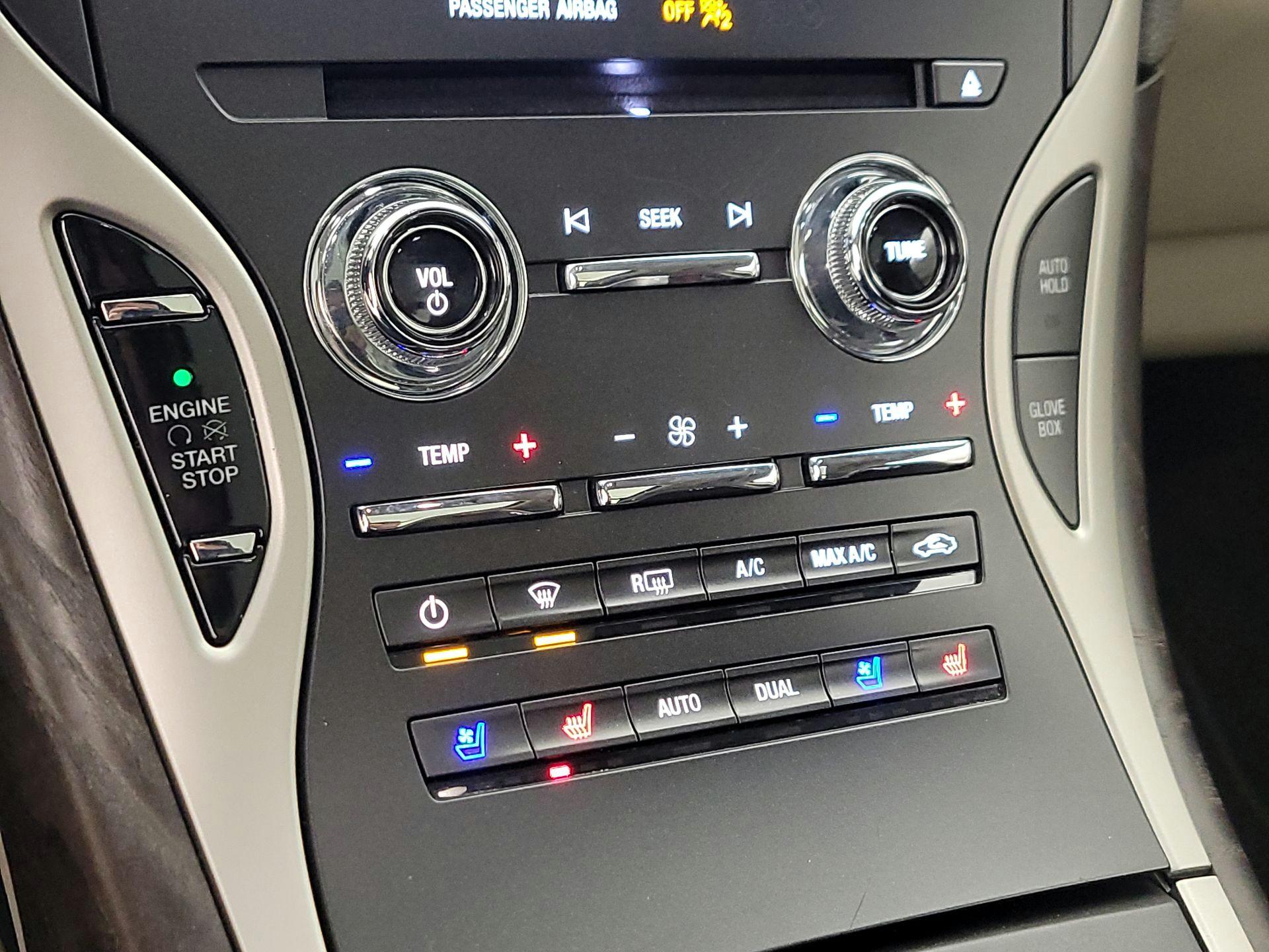 Thumbnail: 2020 Lincoln Nautilus - 17