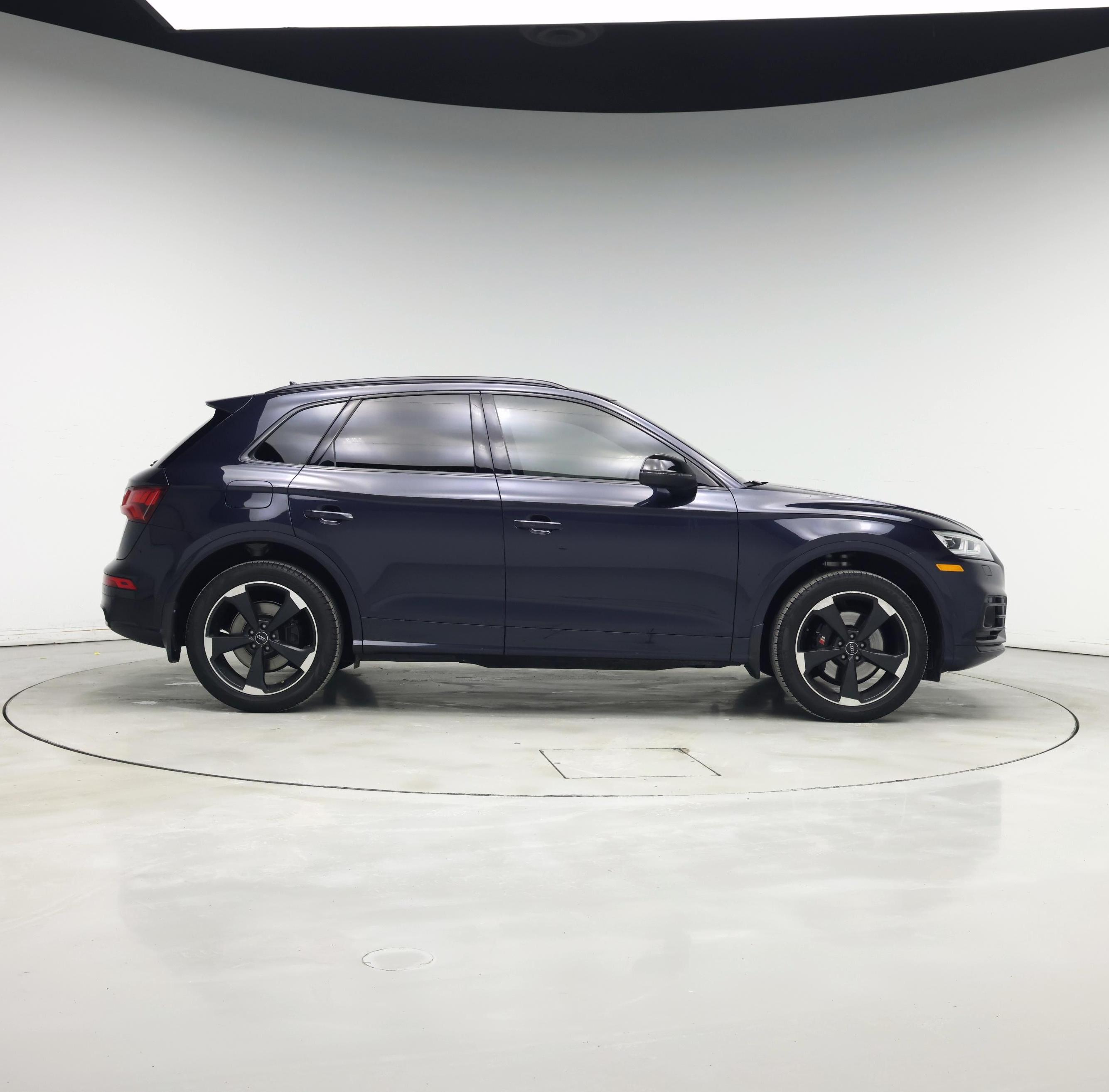 Thumbnail: 2019 Audi SQ5 - 7