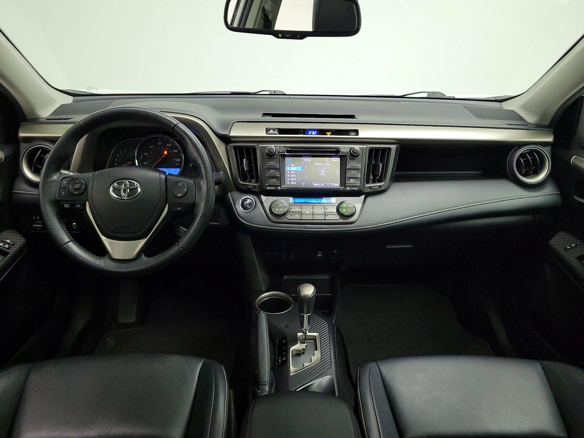 Thumbnail: 2015 Toyota RAV4 - 9