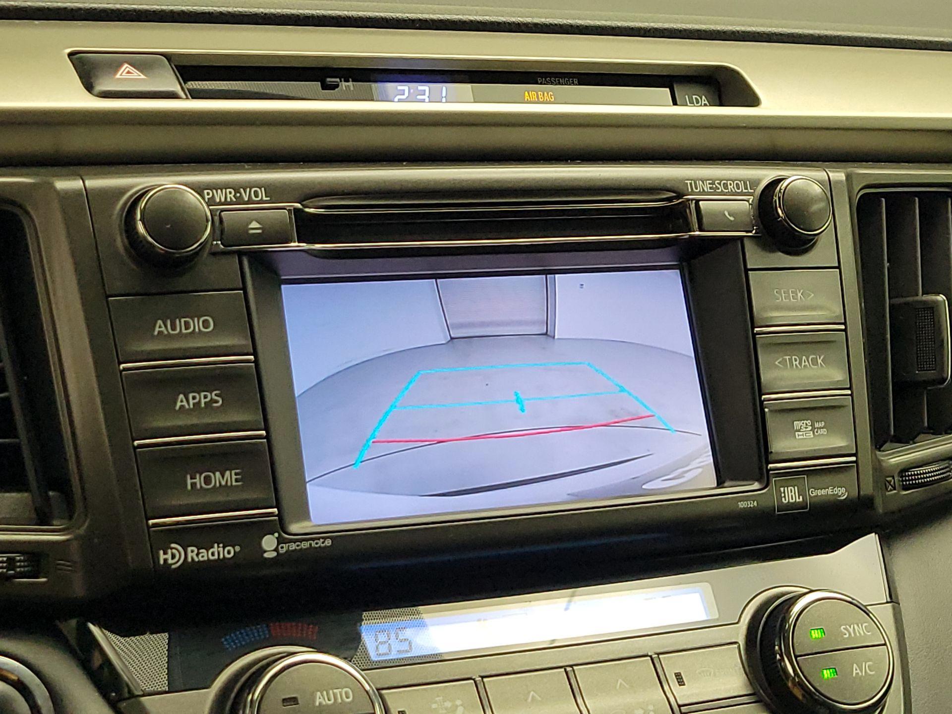 Thumbnail: 2015 Toyota RAV4 - 14