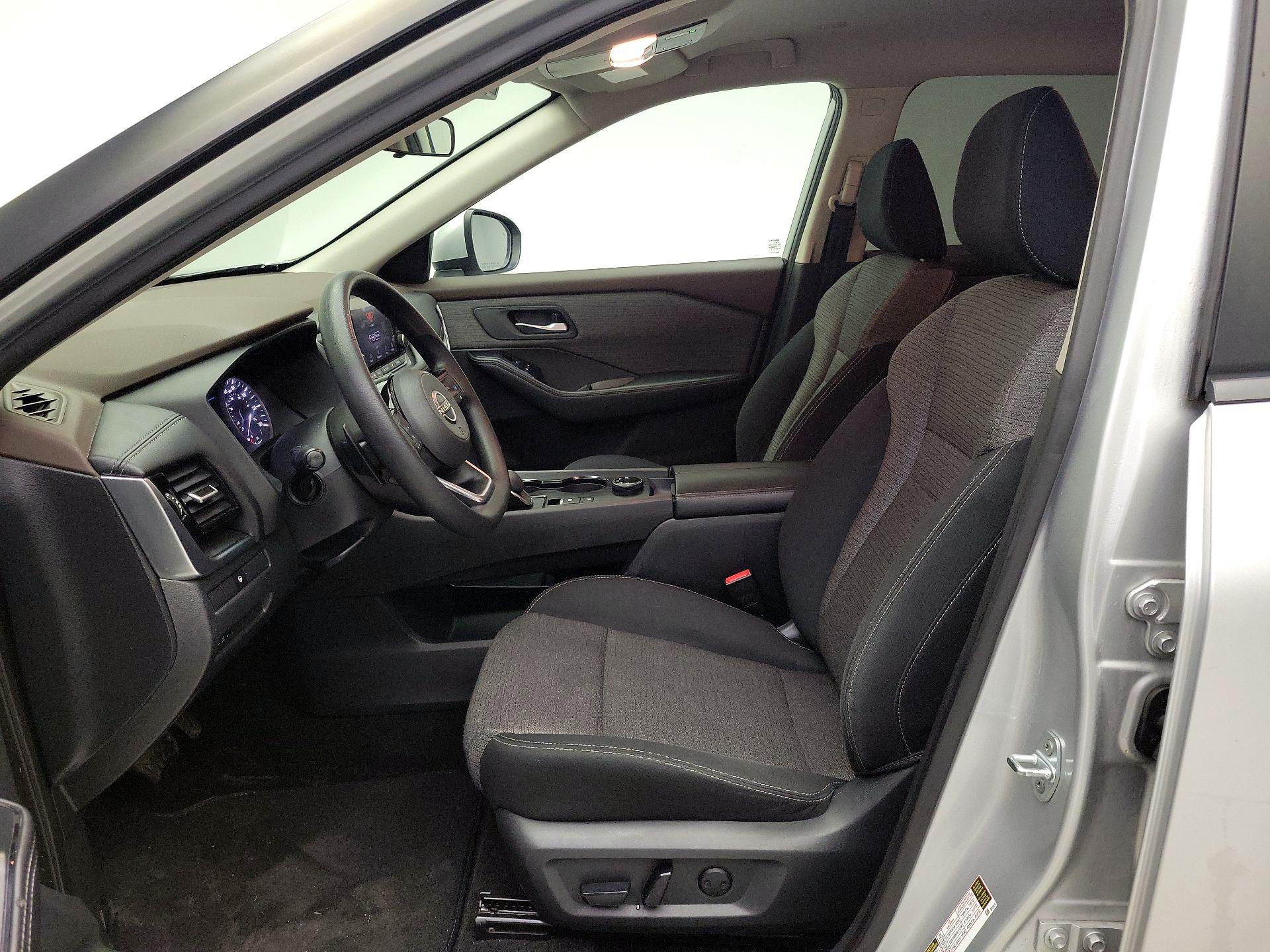 Thumbnail: 2022 Nissan Rogue - 11