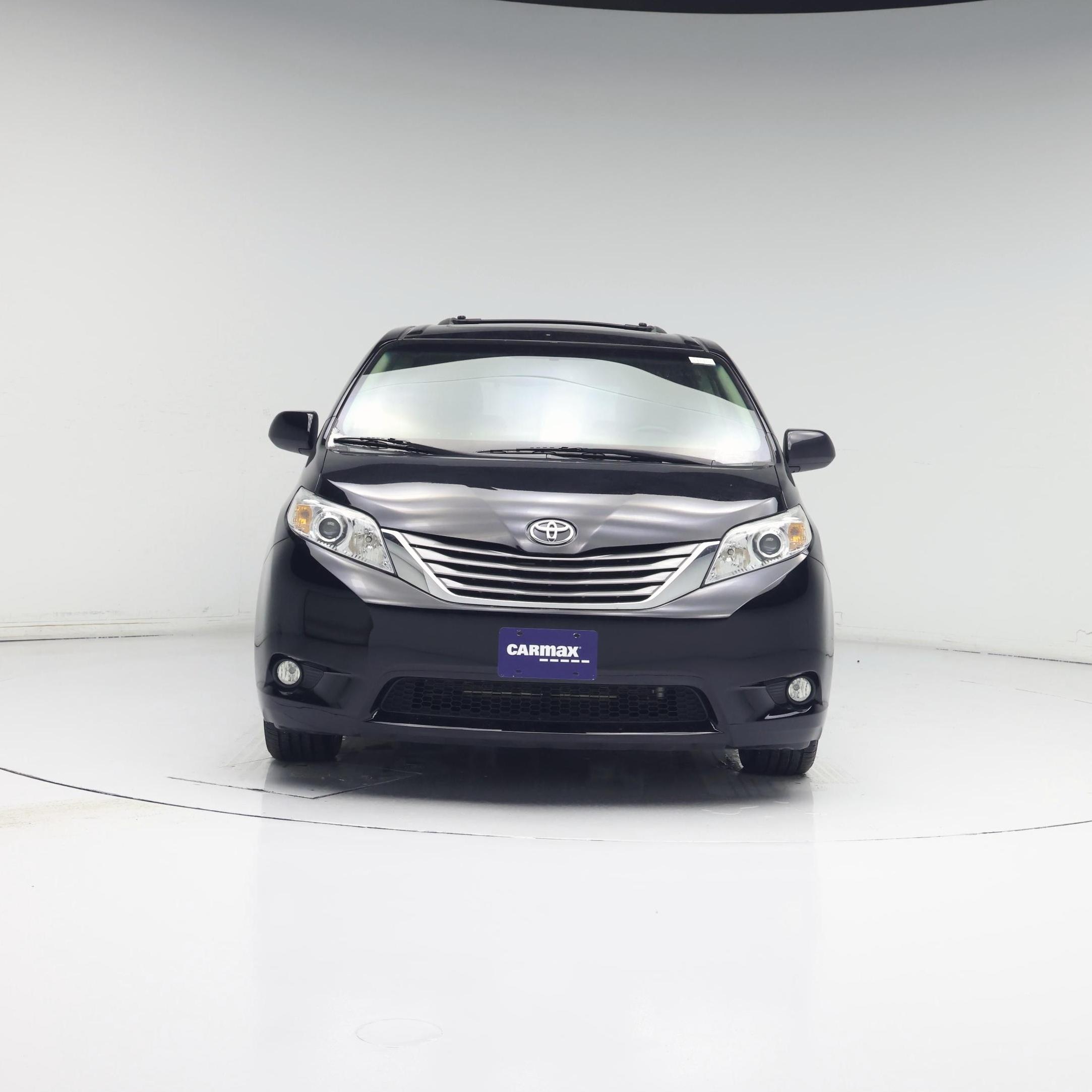 Thumbnail: 2016 Toyota Sienna - 5