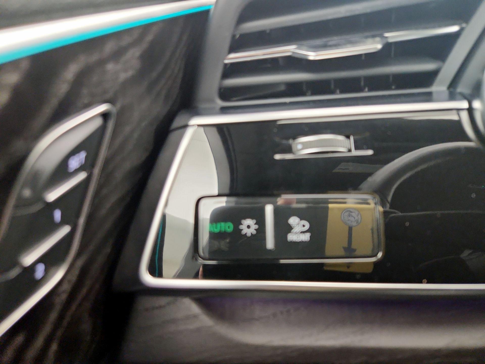 Thumbnail: 2024 Audi Q7 - 13