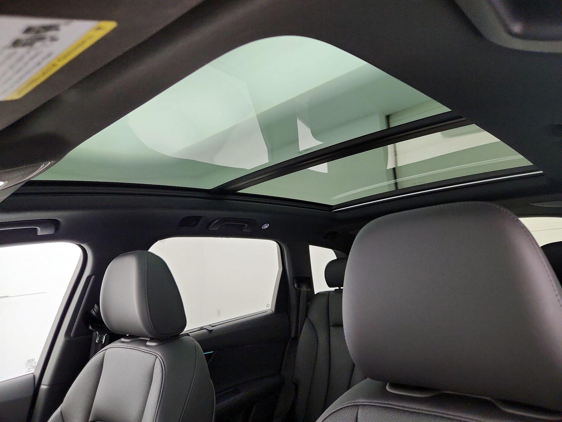 Thumbnail: 2024 Audi Q7 - 20