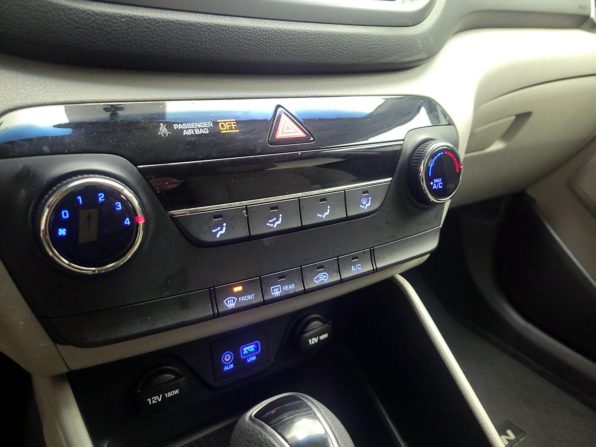 Thumbnail: 2016 Hyundai Tucson - 14