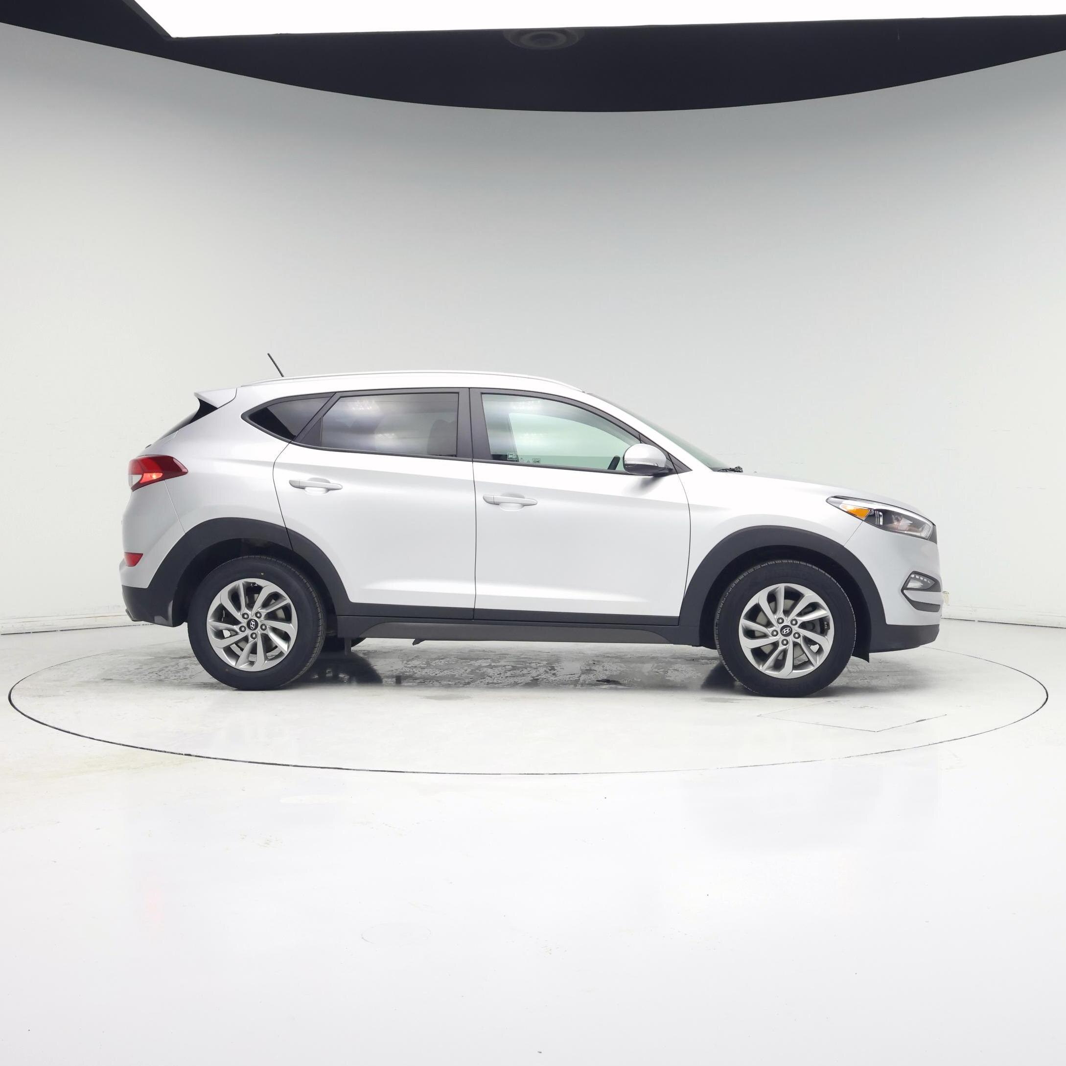 Thumbnail: 2016 Hyundai Tucson - 7