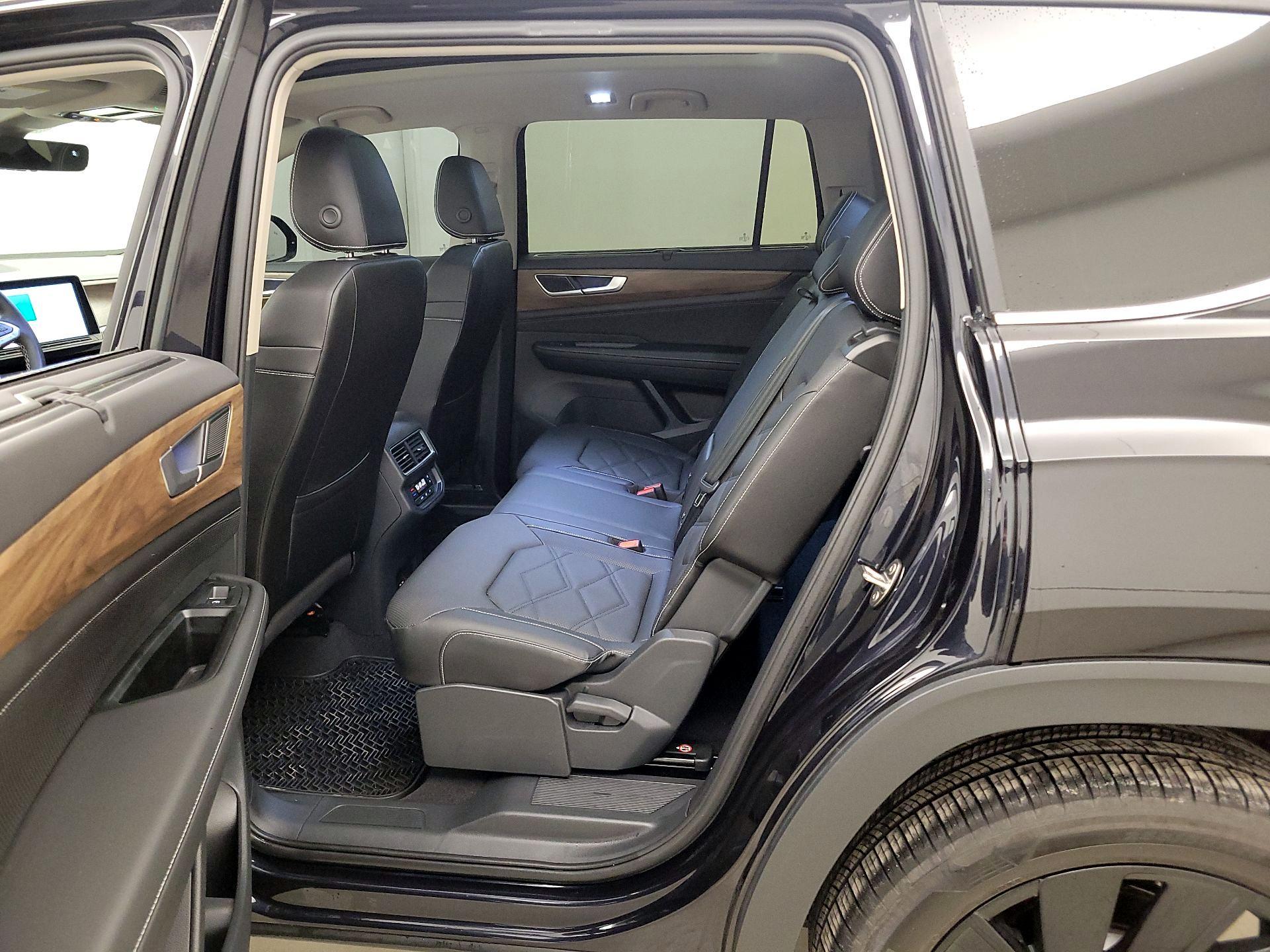 Thumbnail: 2025 Volkswagen Atlas - 20