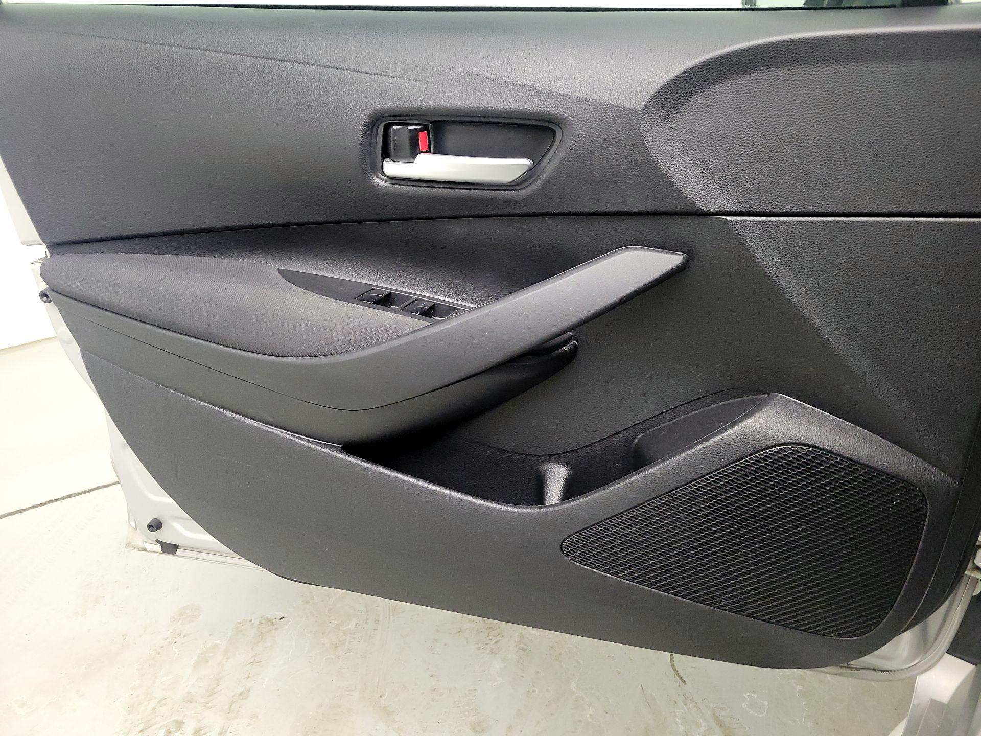 Thumbnail: 2021 Toyota Corolla - 12