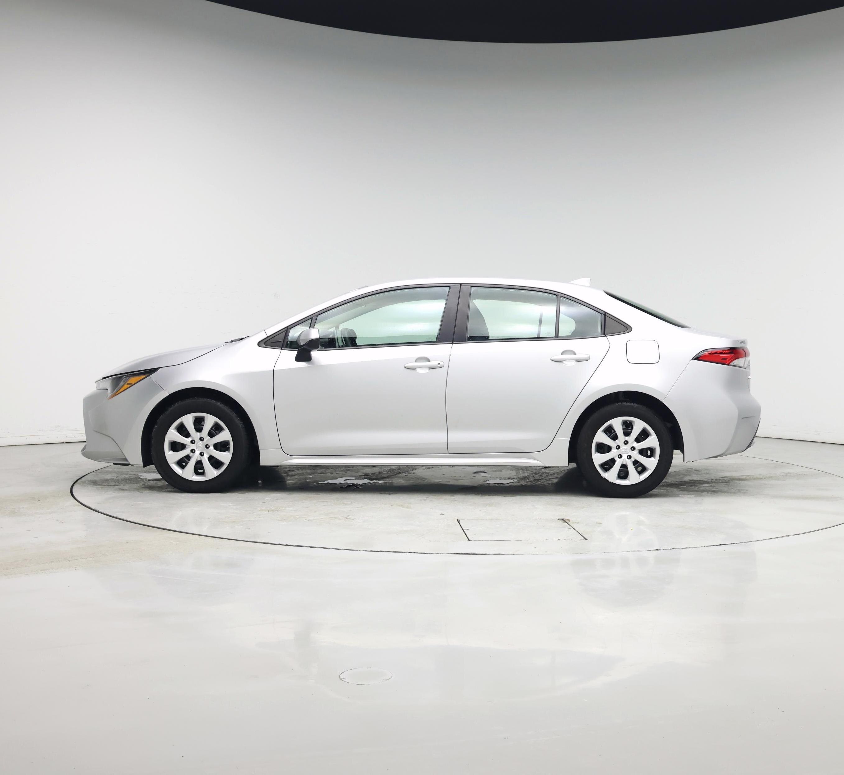 Thumbnail: 2021 Toyota Corolla - 3