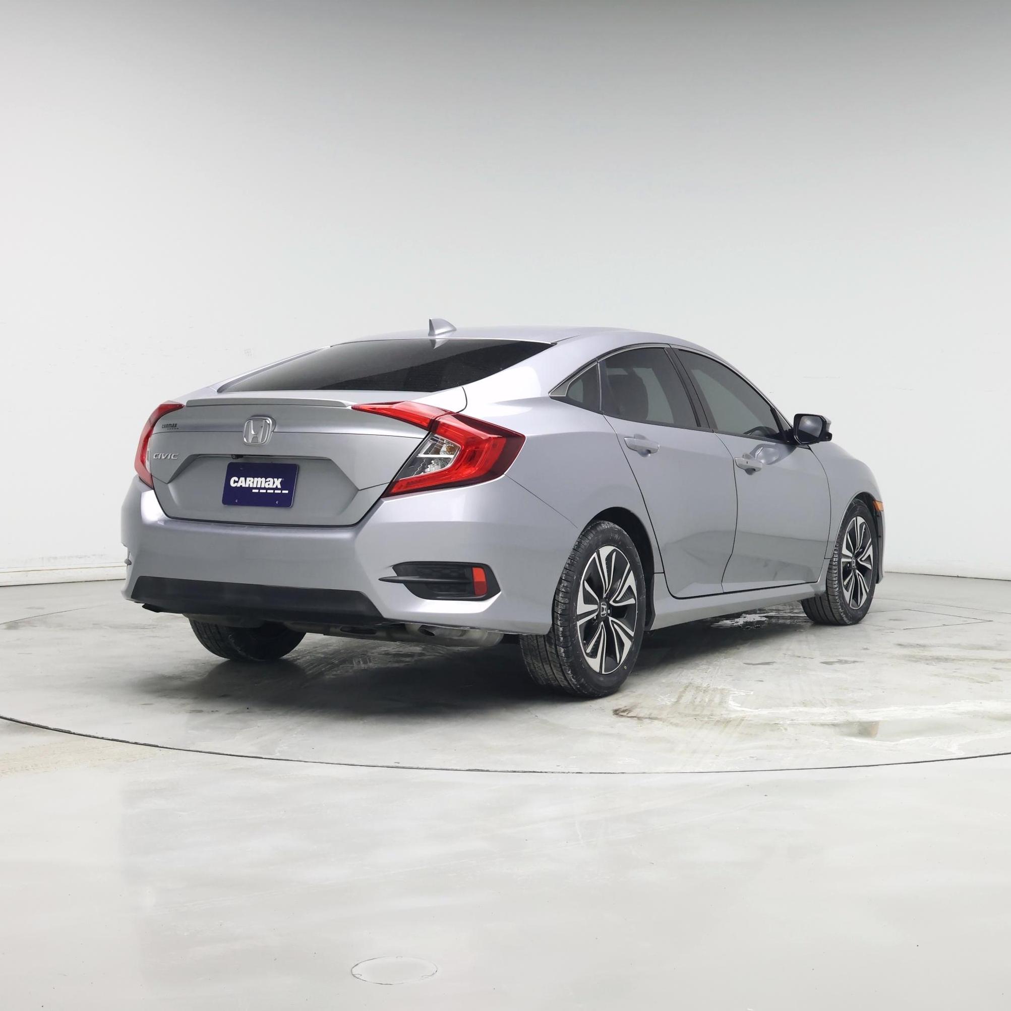 Thumbnail: 2016 Honda Civic - 8