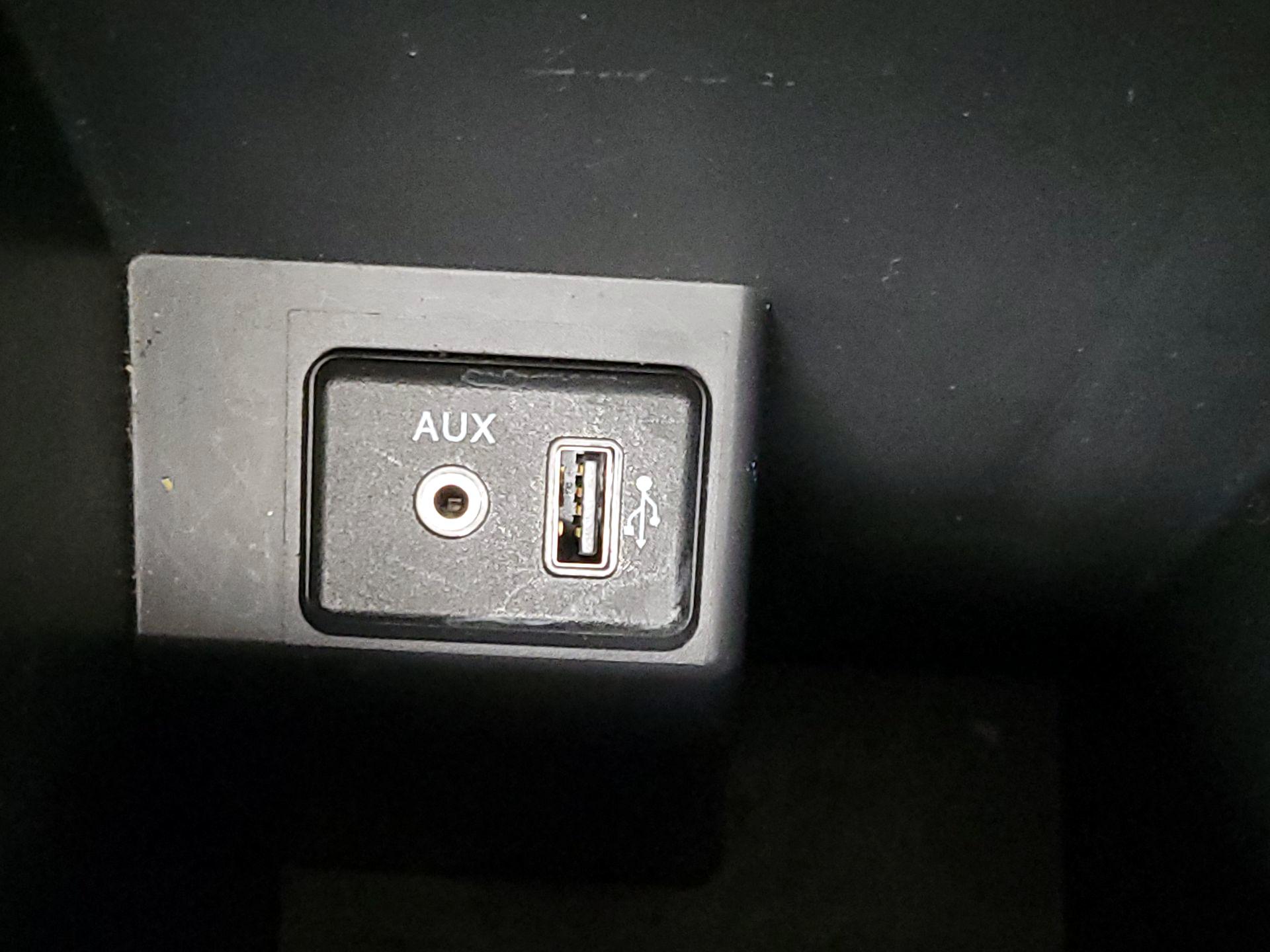 Thumbnail: 2018 Nissan Sentra - 18