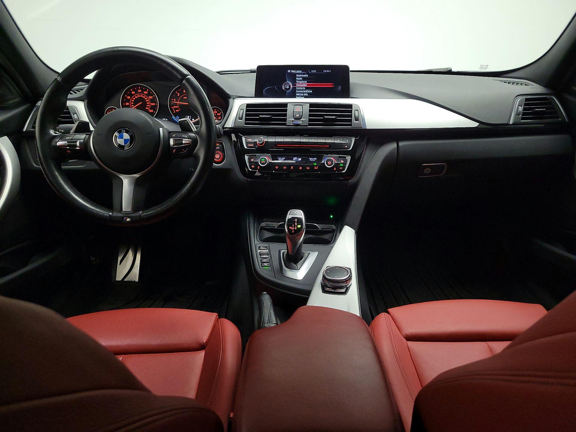 Thumbnail: 2016 BMW 3 Series - 9