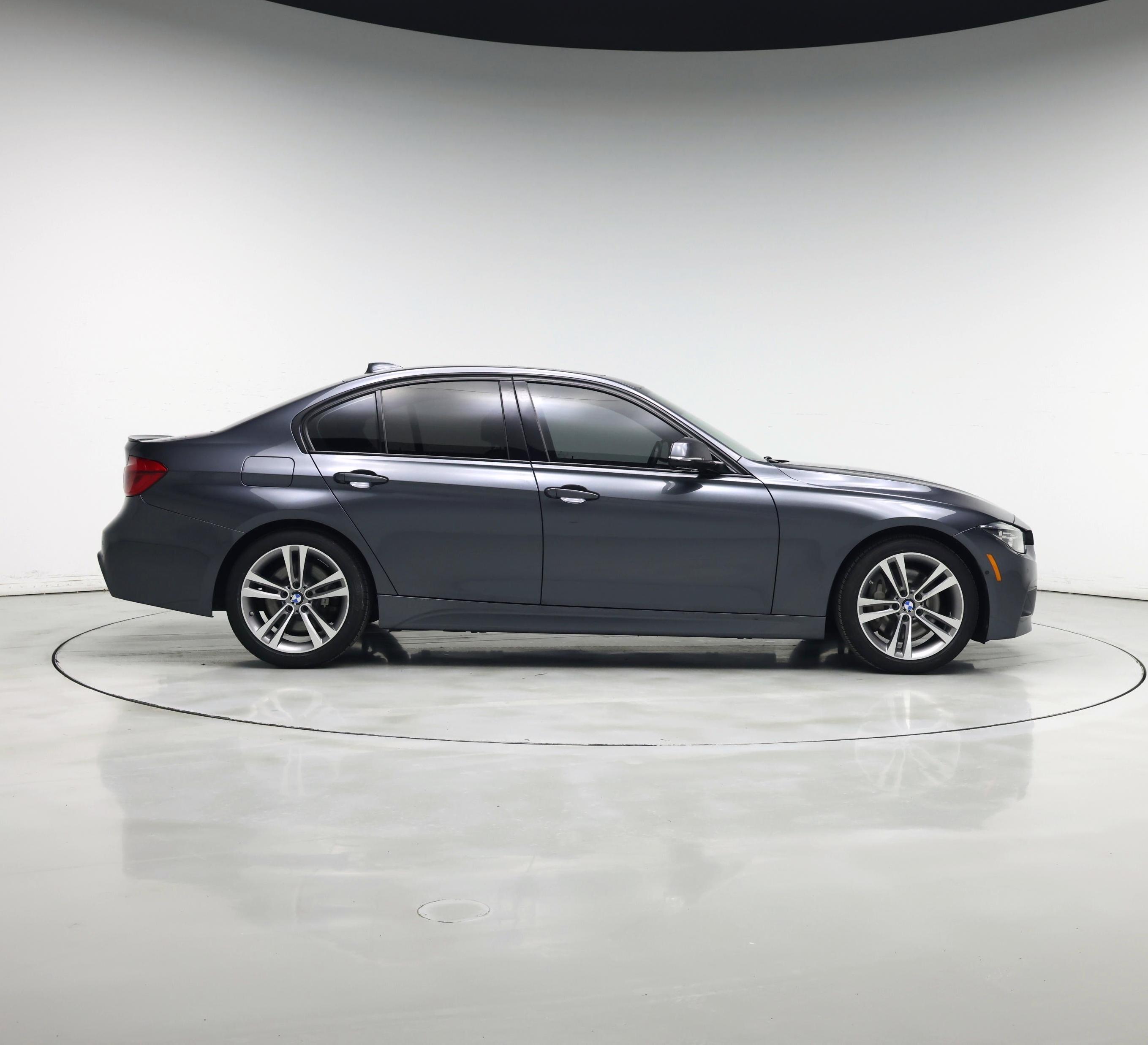 Thumbnail: 2016 BMW 3 Series - 7