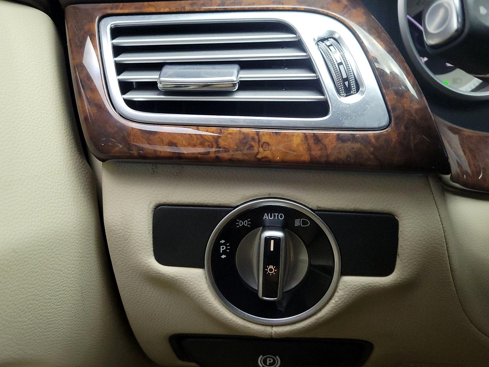 Thumbnail: 2017 Mercedes-Benz CLS - 13