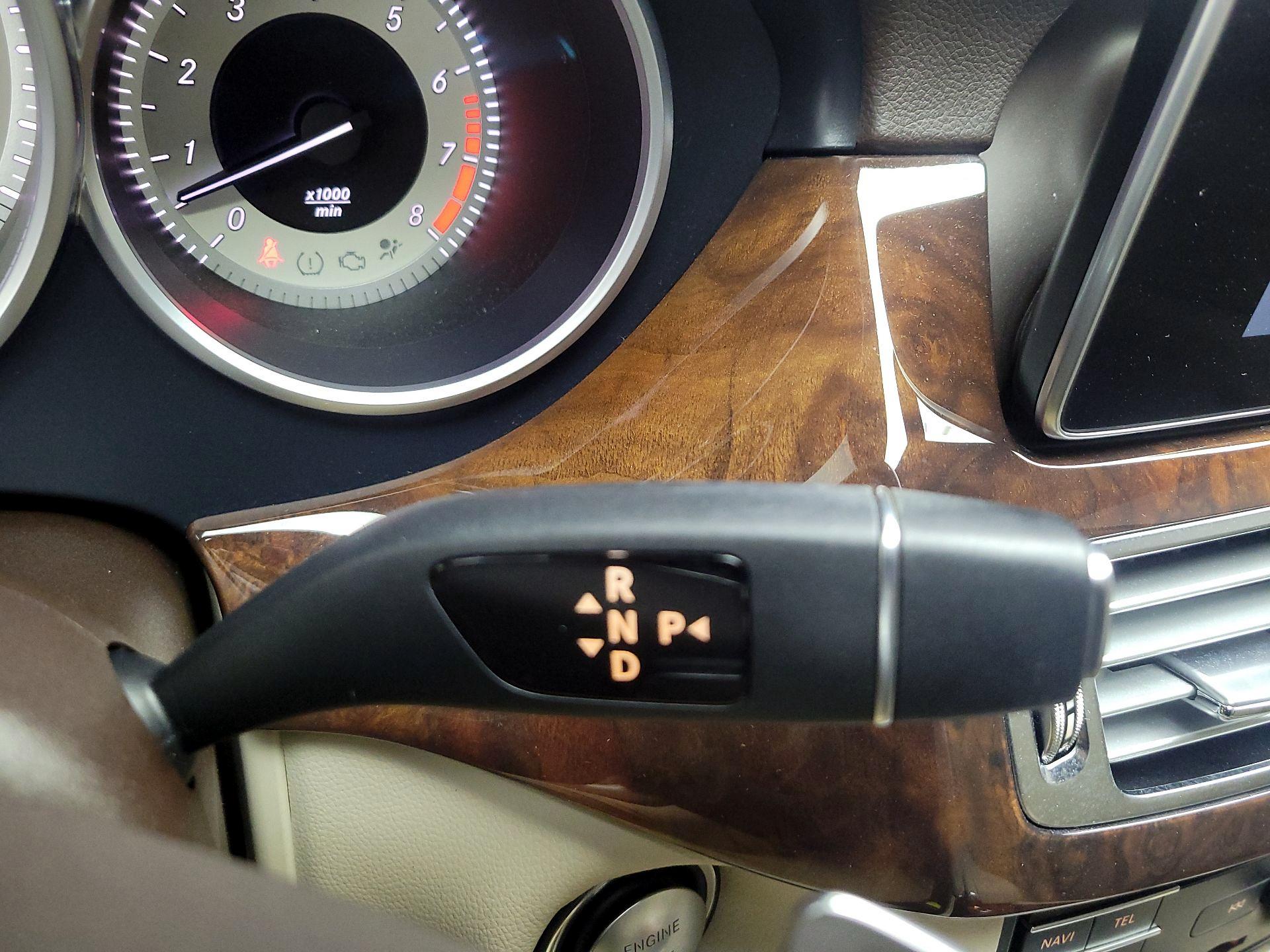 Thumbnail: 2017 Mercedes-Benz CLS - 18