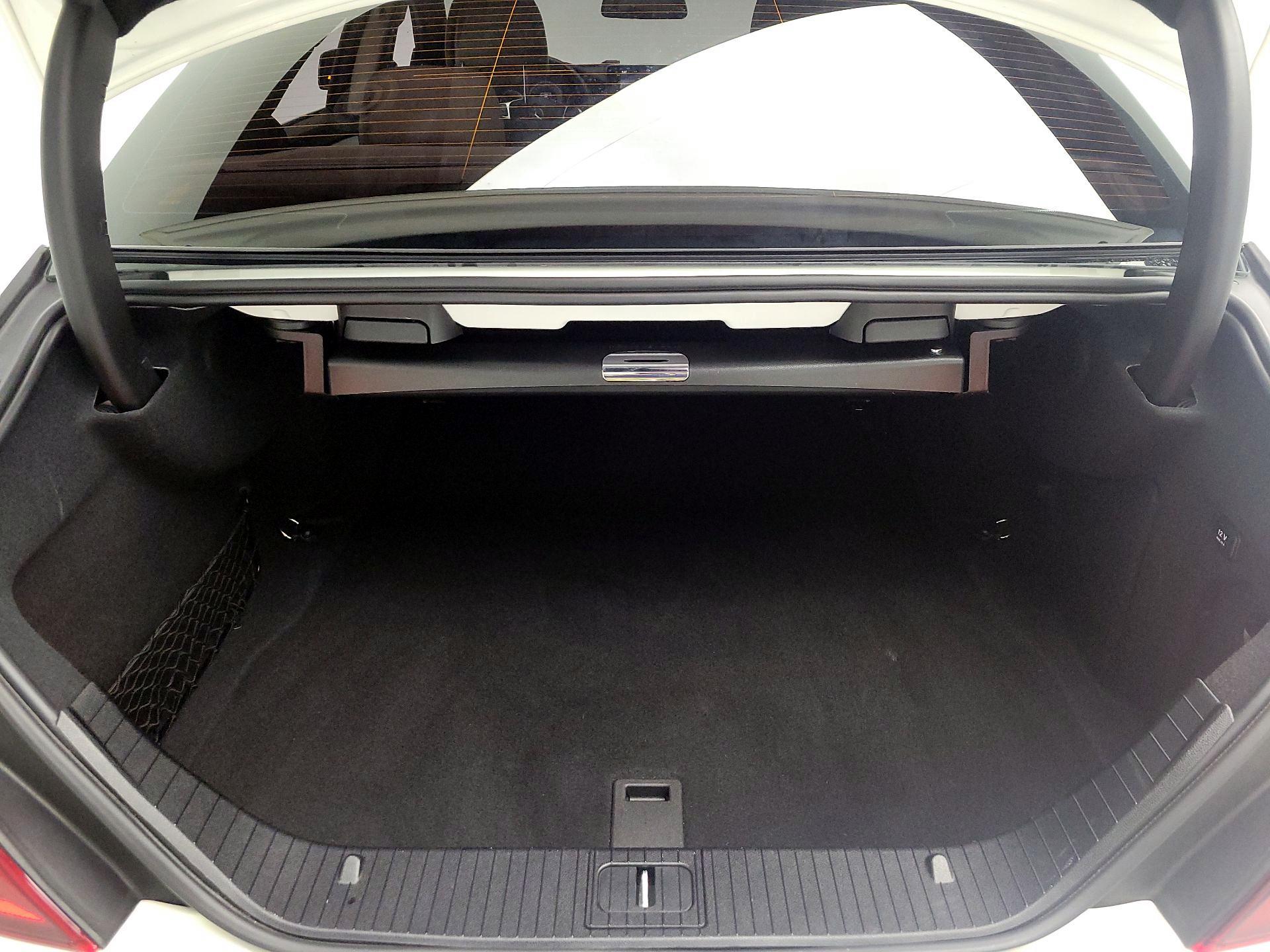 Thumbnail: 2017 Mercedes-Benz CLS - 20