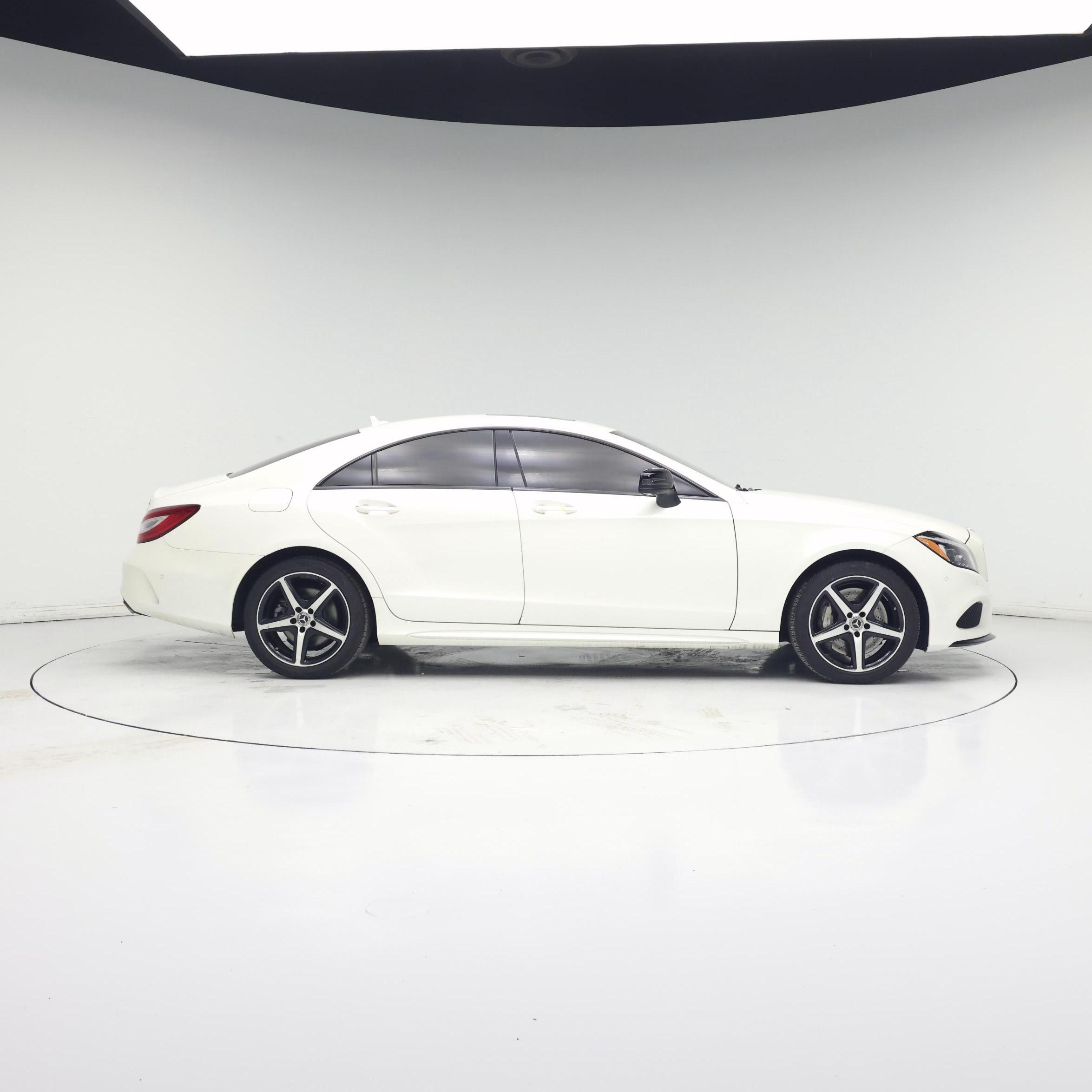 Thumbnail: 2017 Mercedes-Benz CLS - 7