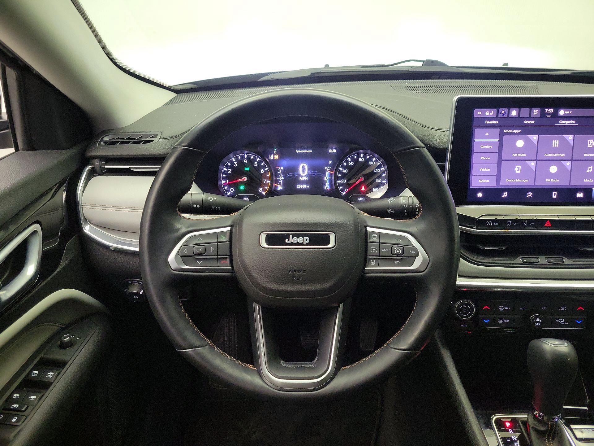 Thumbnail: 2022 Jeep Compass - 10