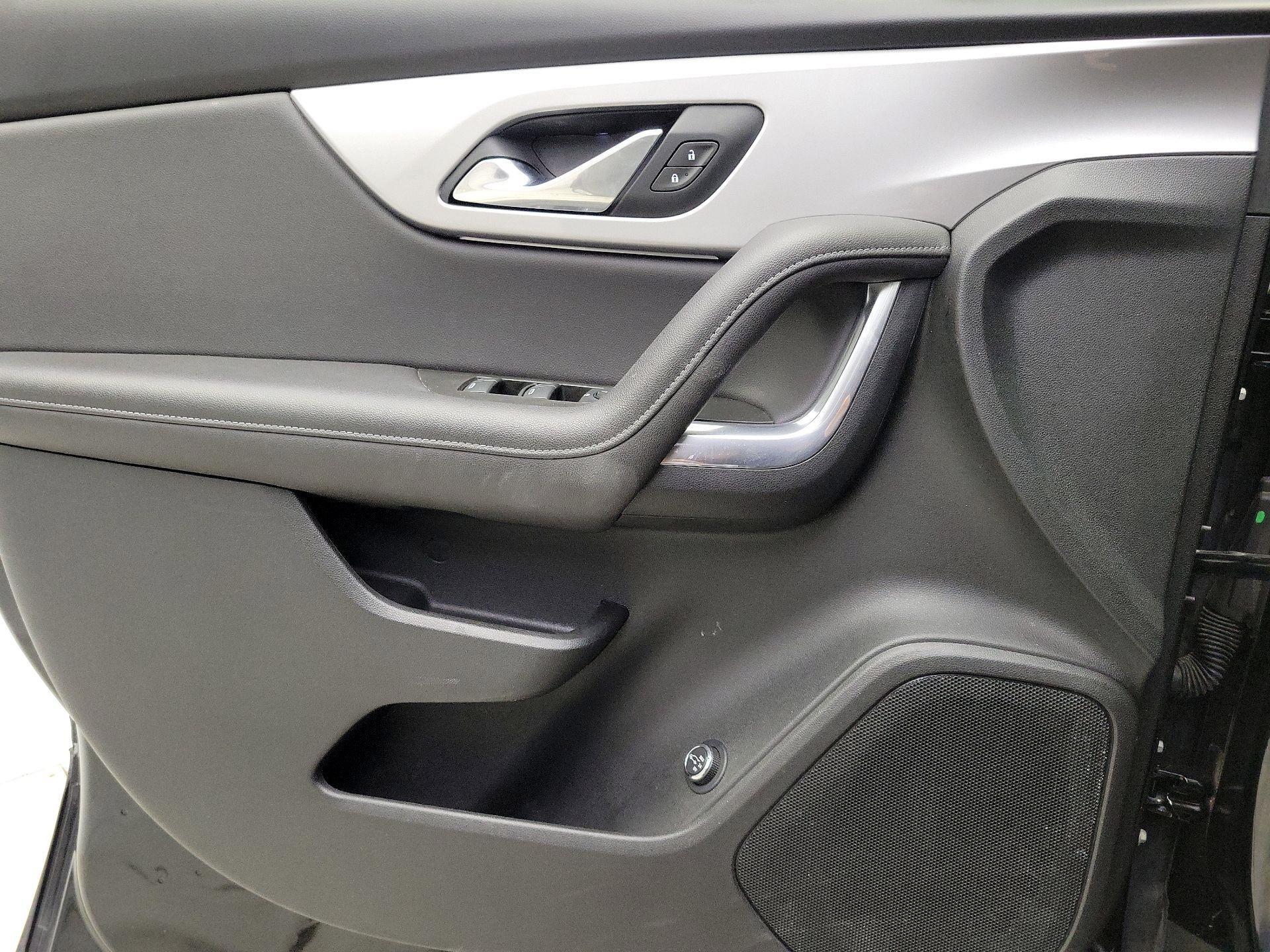 Thumbnail: 2021 Chevrolet Blazer - 12