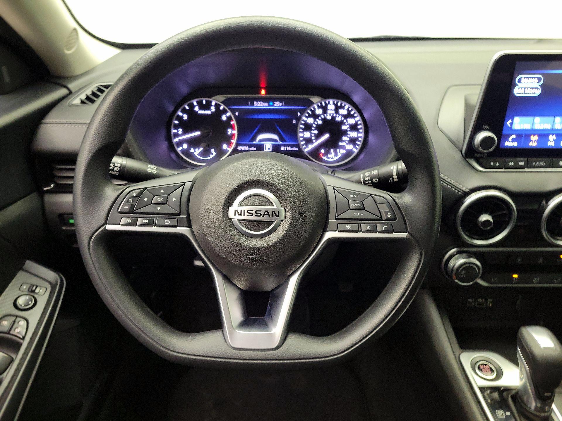 Thumbnail: 2023 Nissan Sentra - 10