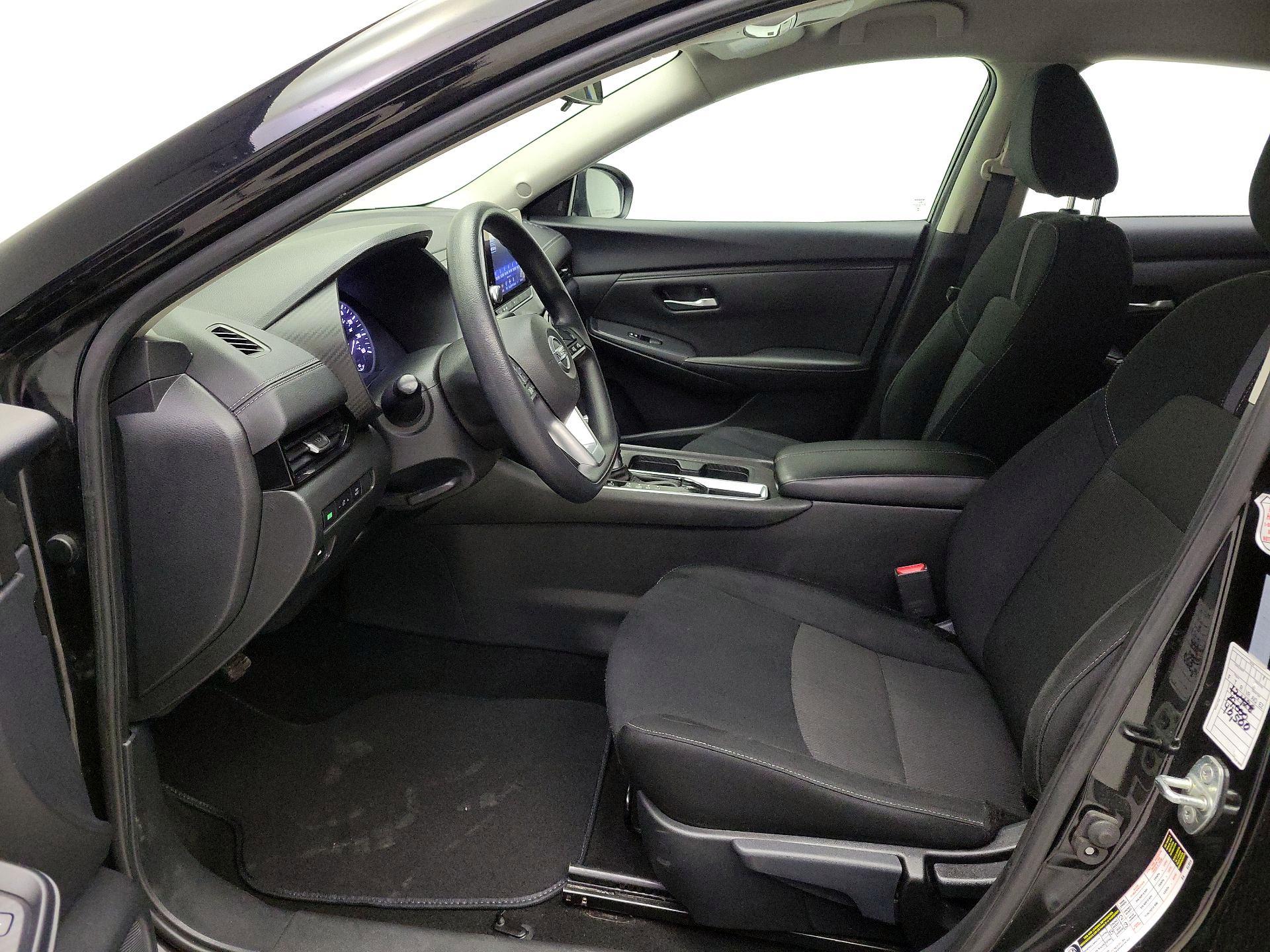 Thumbnail: 2023 Nissan Sentra - 11